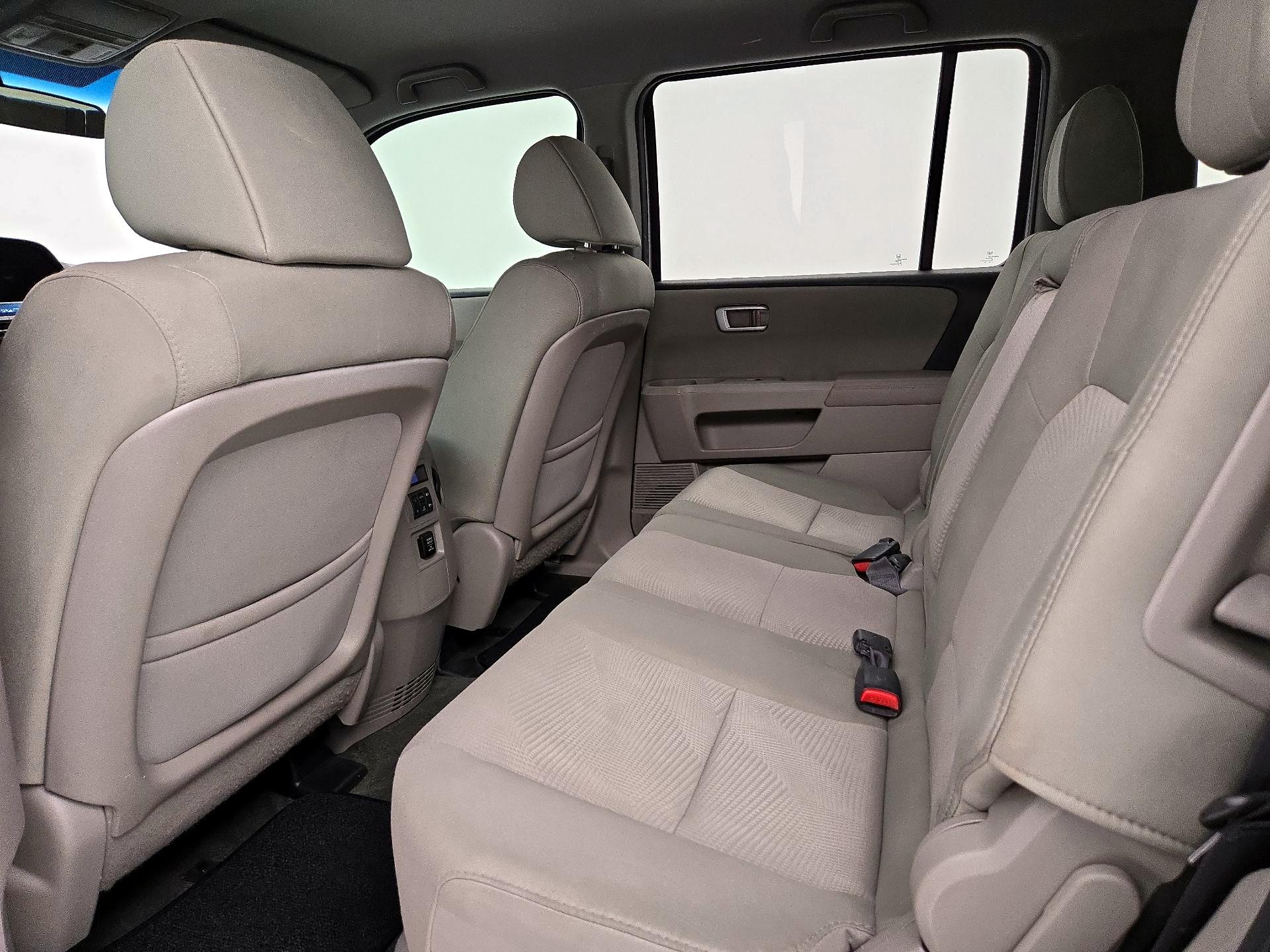 Thumbnail: 2014 Honda Pilot - 19