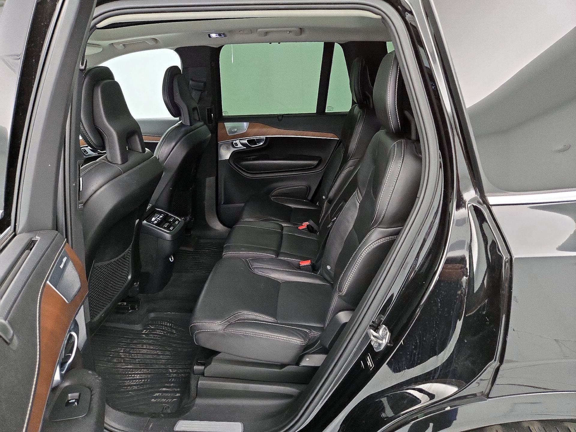 Thumbnail: 2017 Volvo XC90 - 20