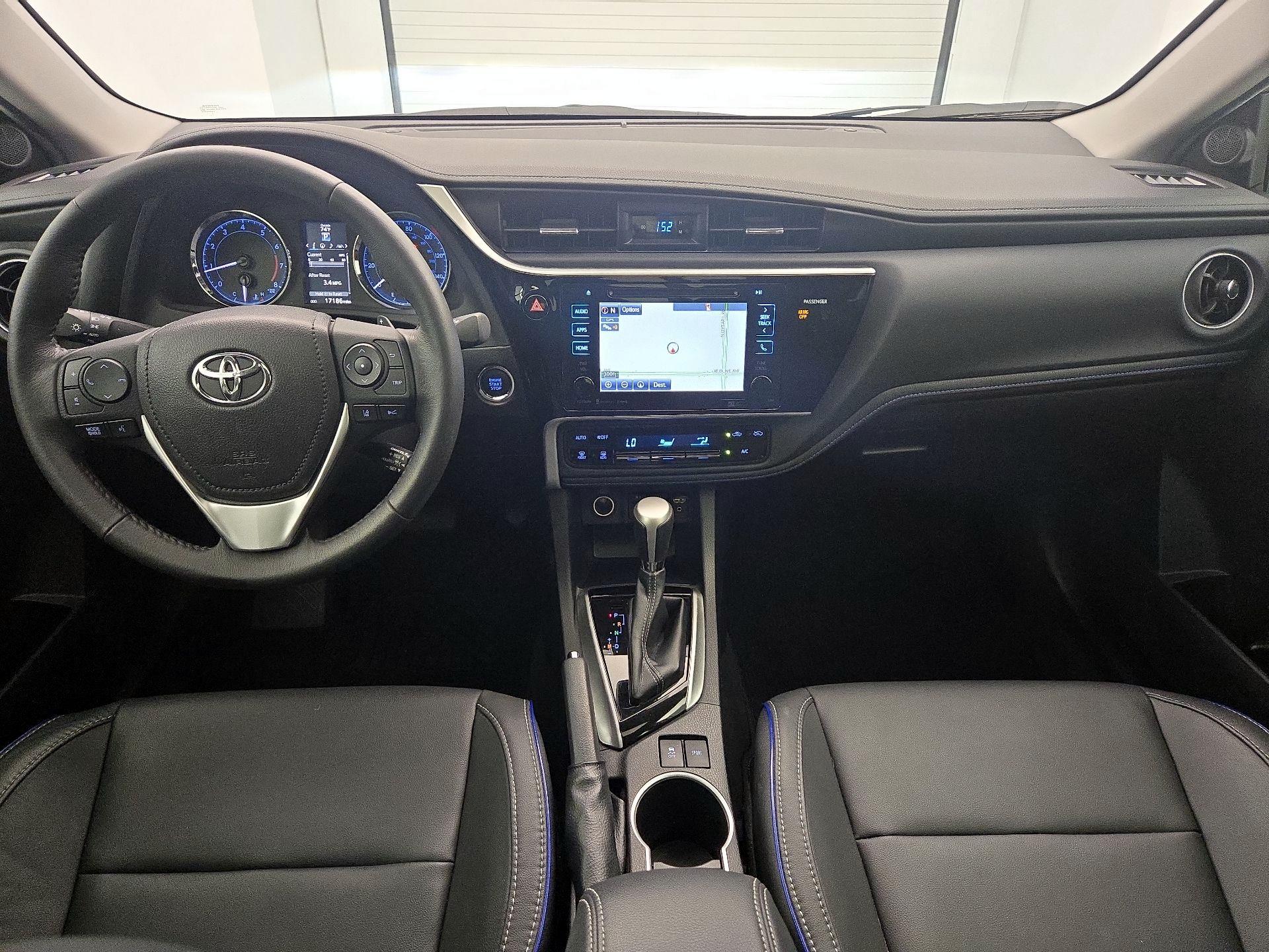Thumbnail: 2017 Toyota Corolla - 9