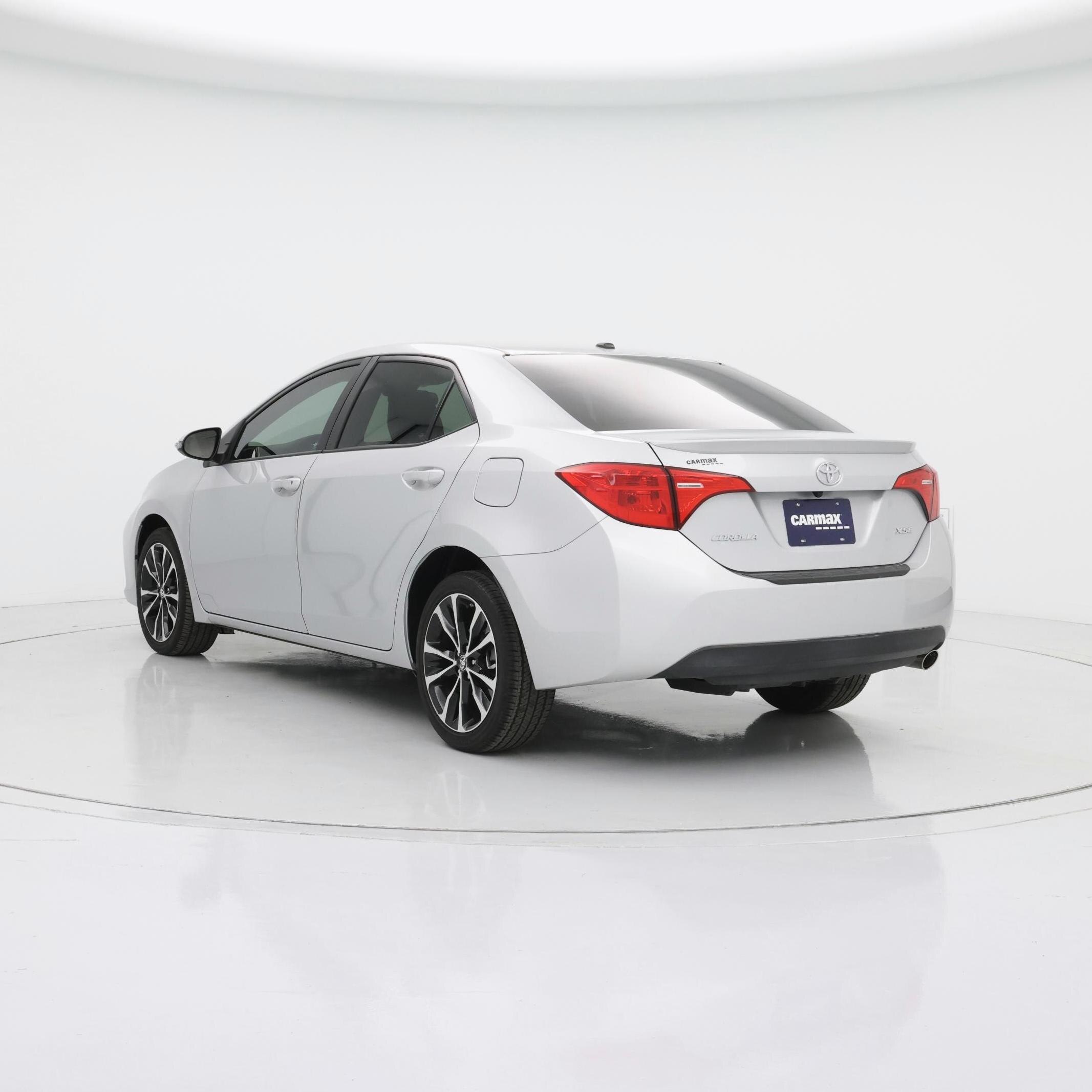 Thumbnail: 2017 Toyota Corolla - 2