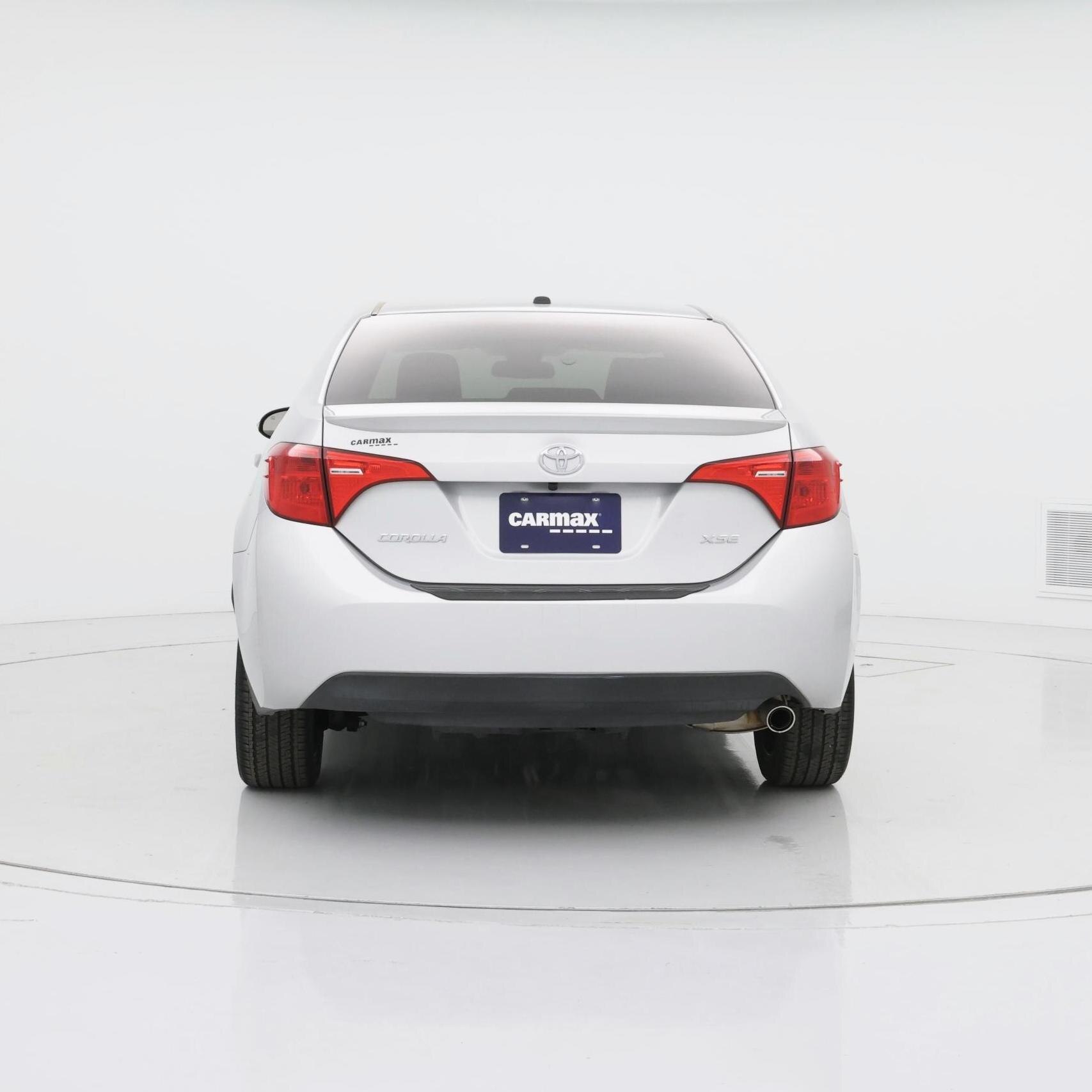 Thumbnail: 2017 Toyota Corolla - 6