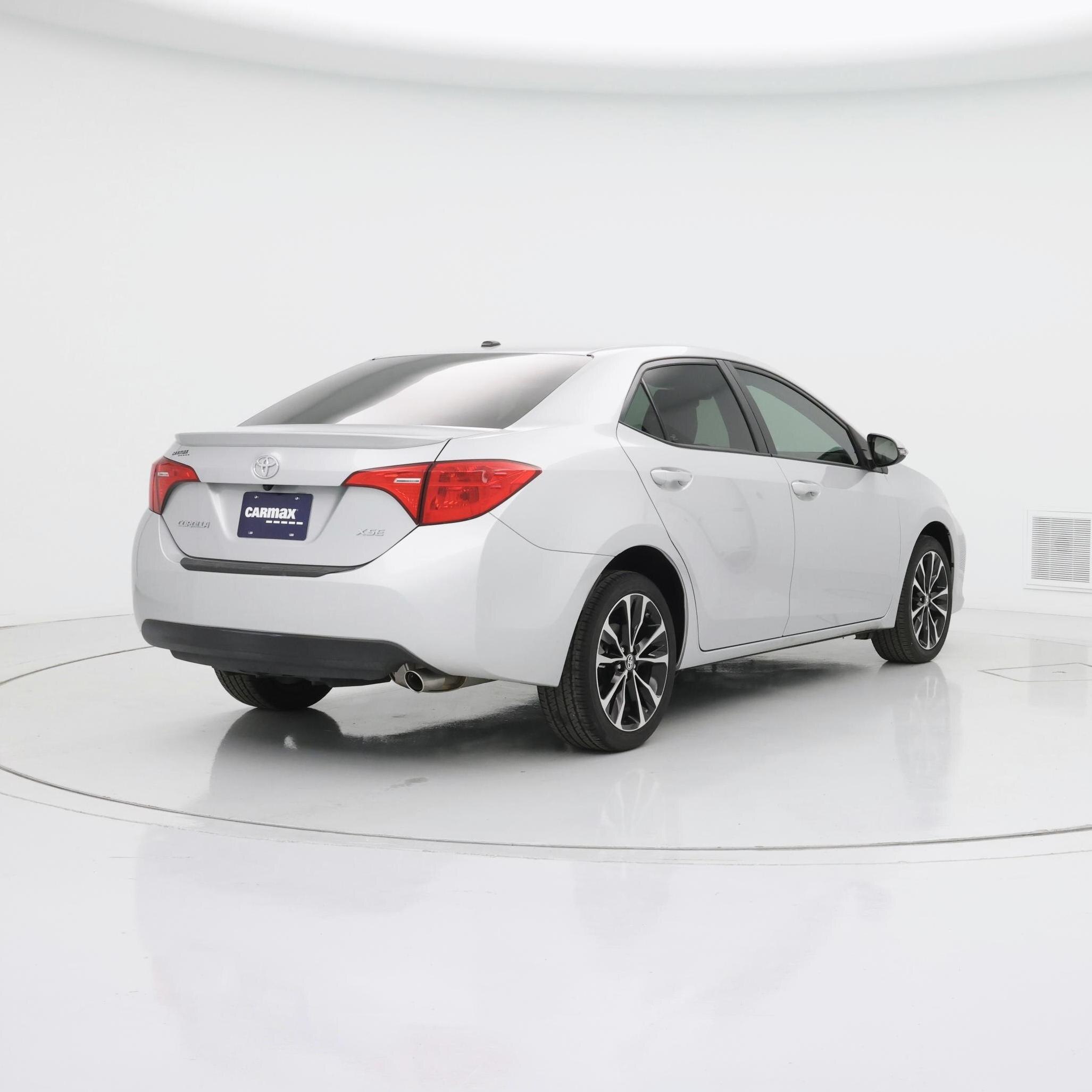 Thumbnail: 2017 Toyota Corolla - 8