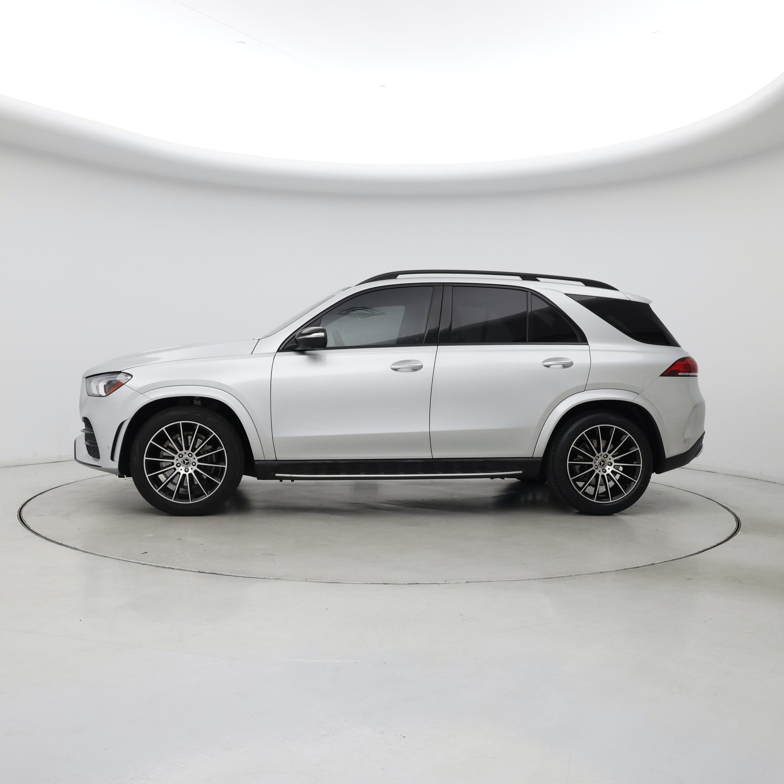 Thumbnail: 2020 Mercedes-Benz GLE - 3