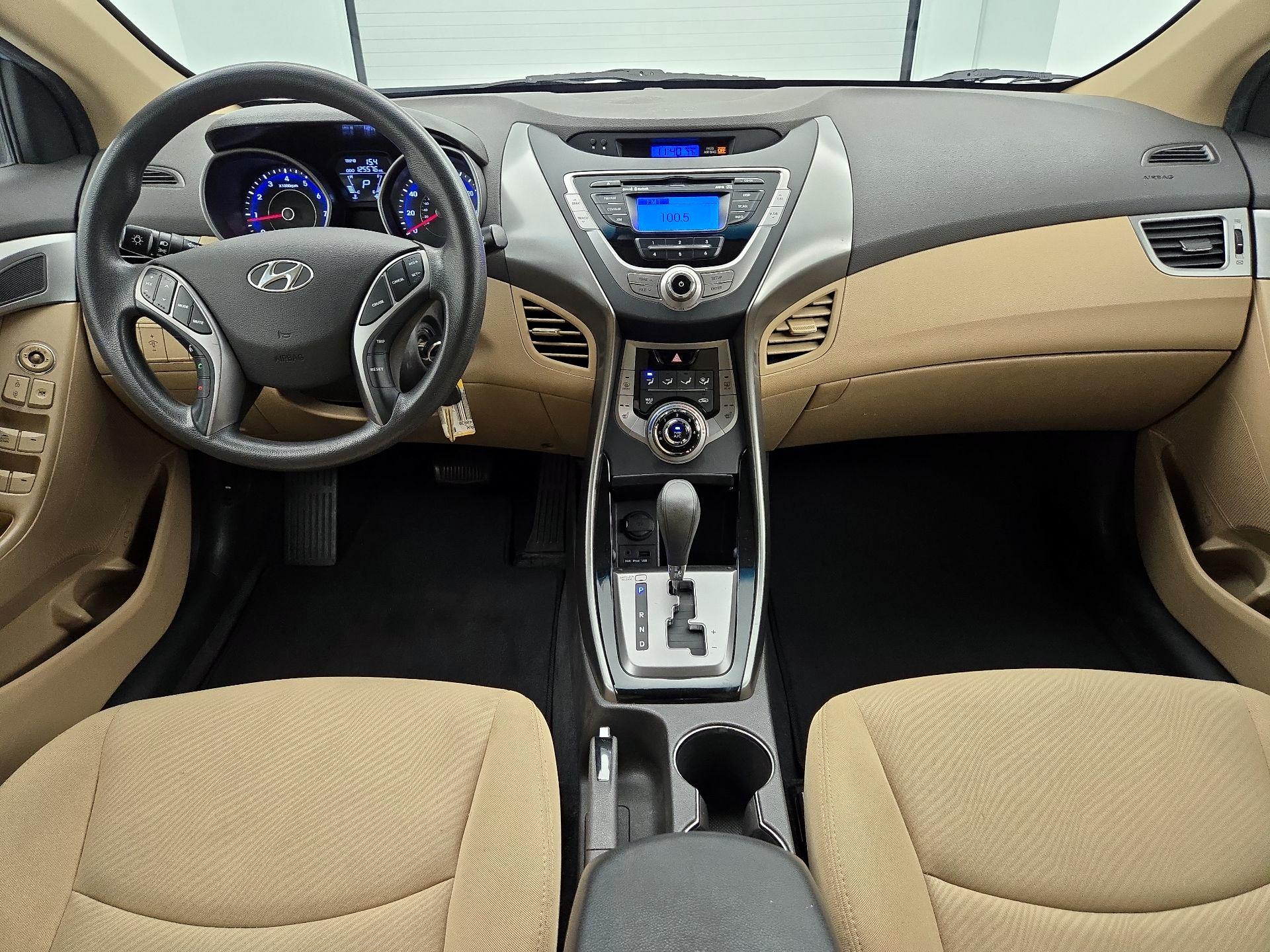Thumbnail: 2013 Hyundai Elantra - 9
