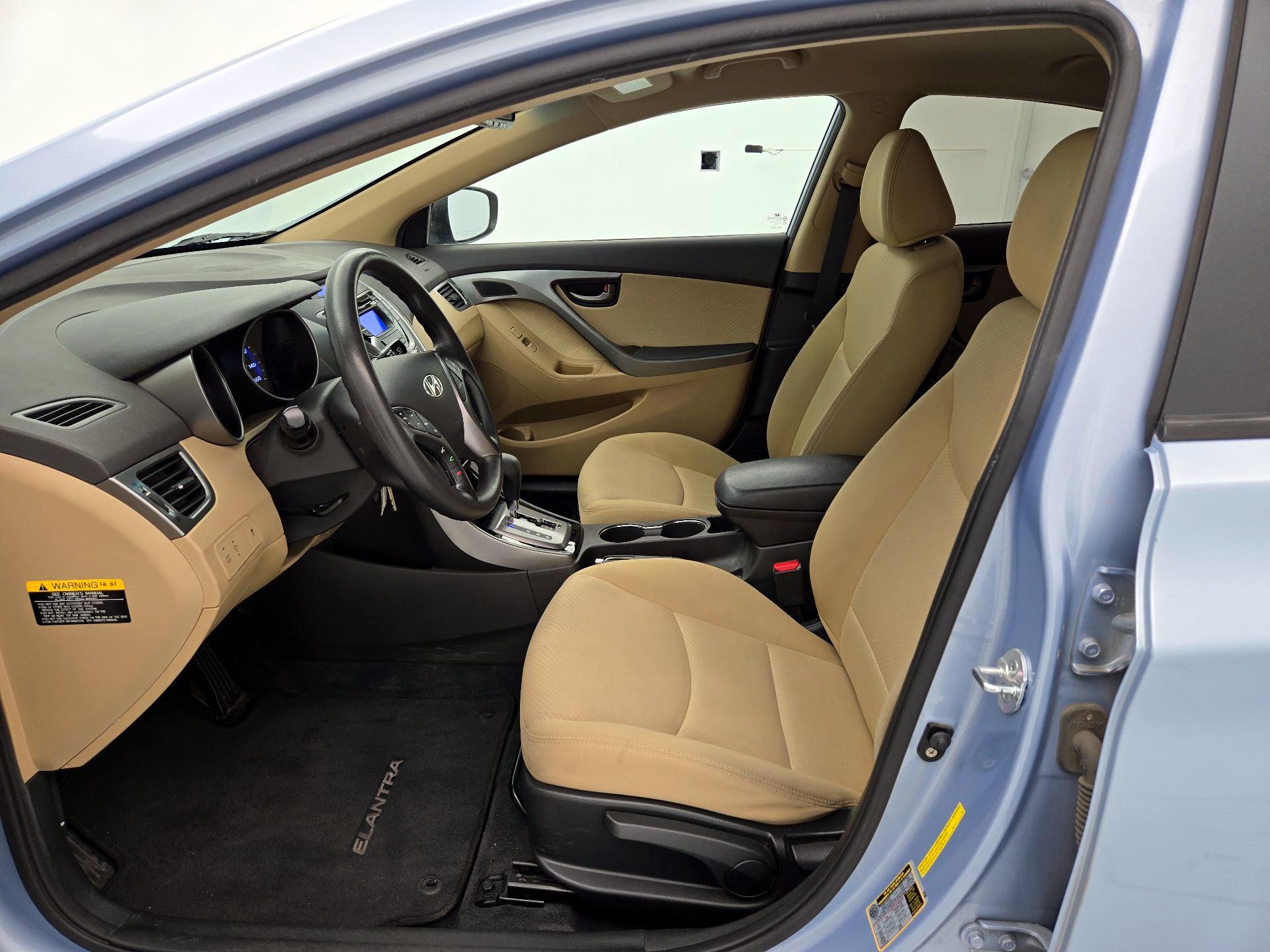 Thumbnail: 2013 Hyundai Elantra - 11