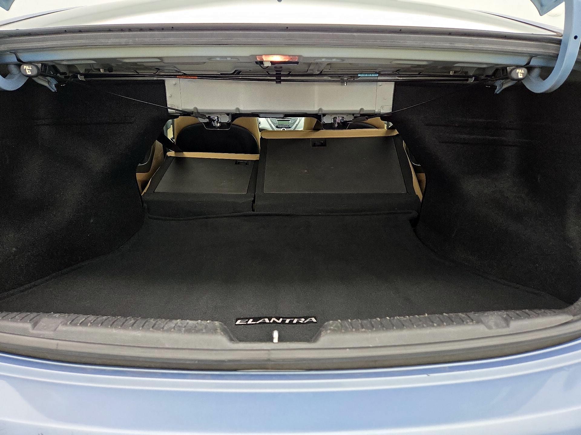 Thumbnail: 2013 Hyundai Elantra - 20
