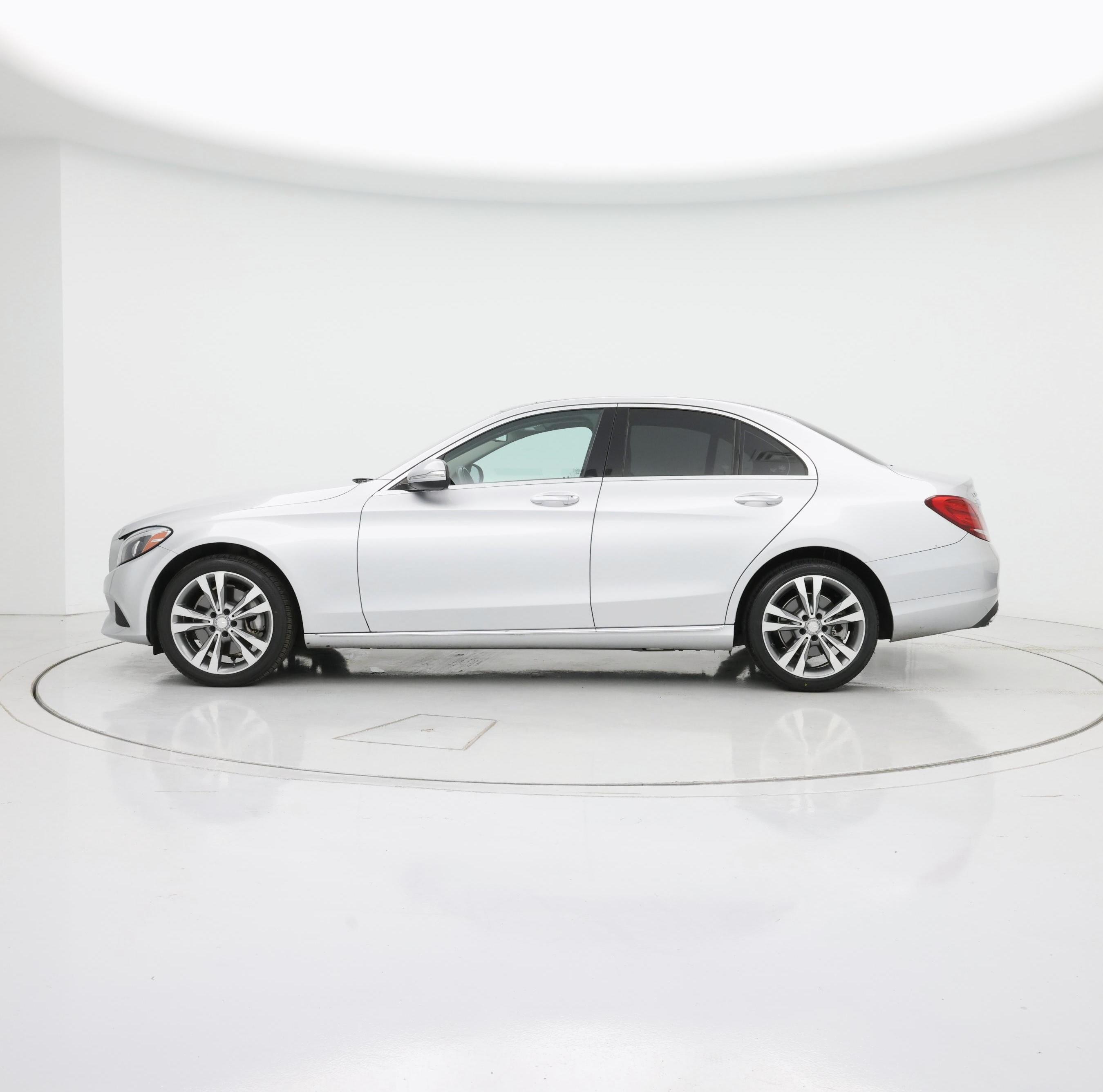 Thumbnail: 2015 Mercedes-Benz C-Class - 3