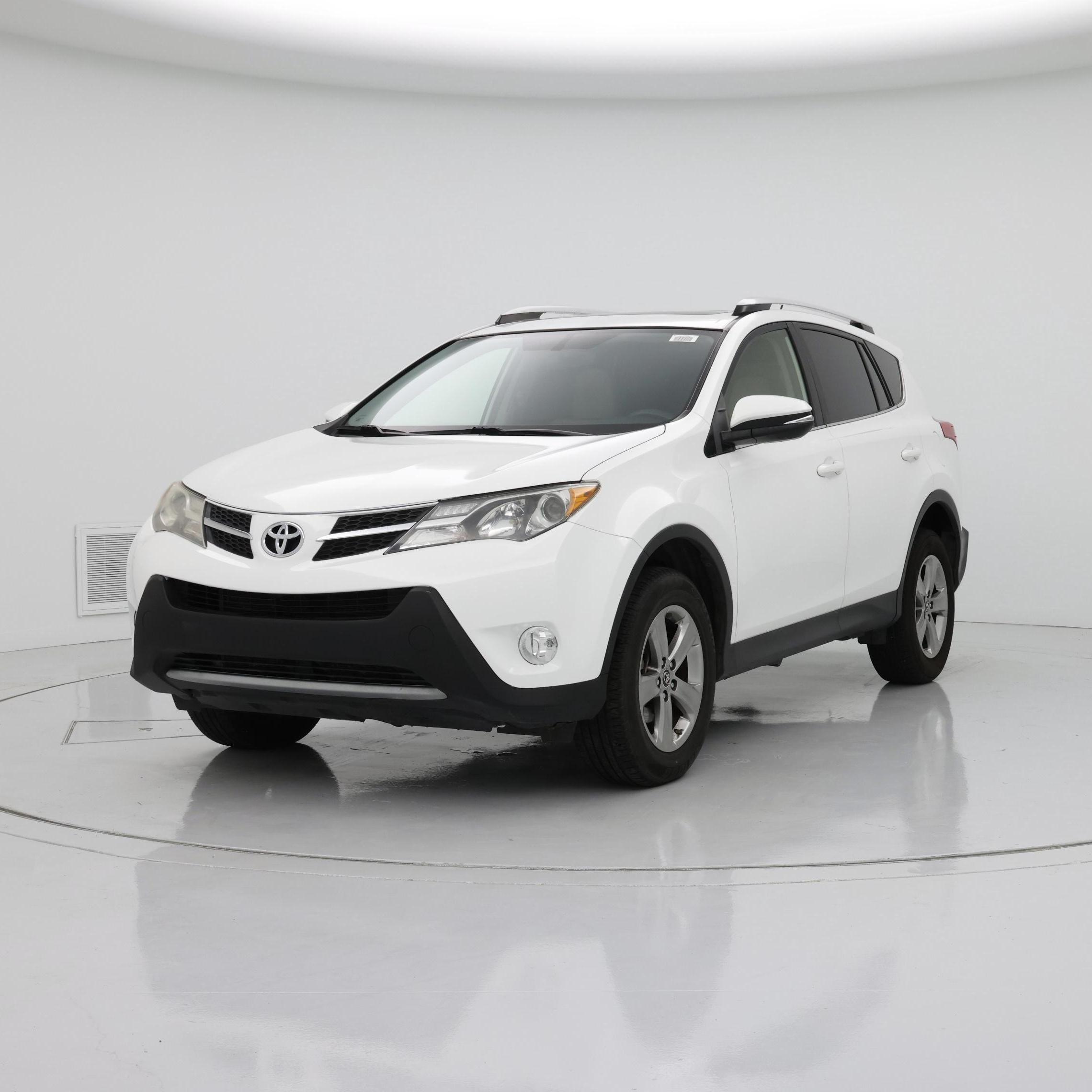 Thumbnail: 2015 Toyota RAV4 - 4