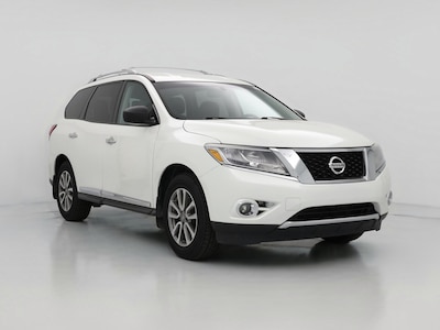 White 2015 Nissan Pathfinder SL