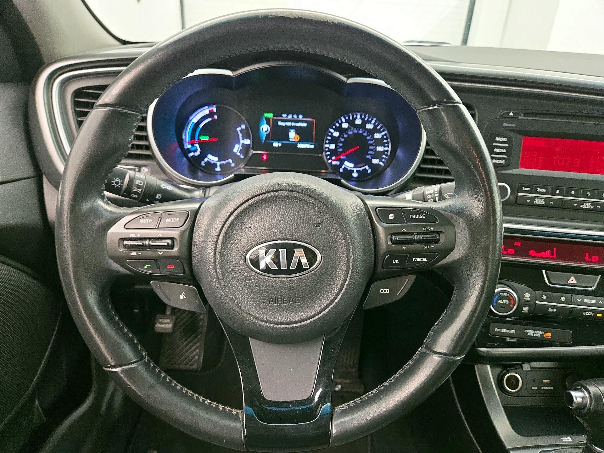 Thumbnail: 2016 Kia Optima - 10