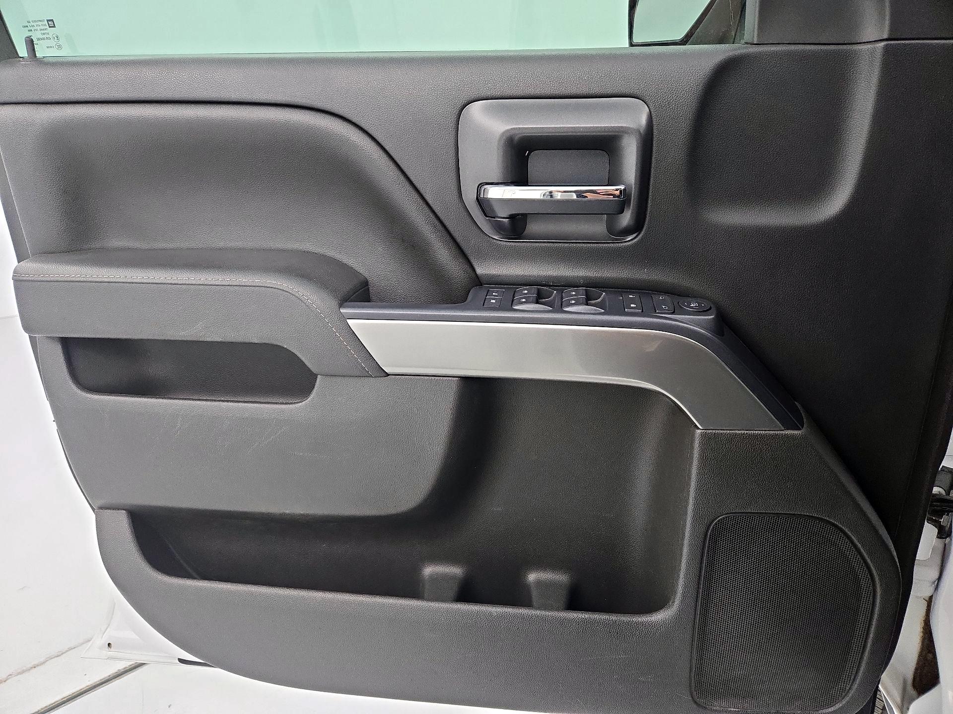 Thumbnail: 2016 Chevrolet Silverado 1500 - 12