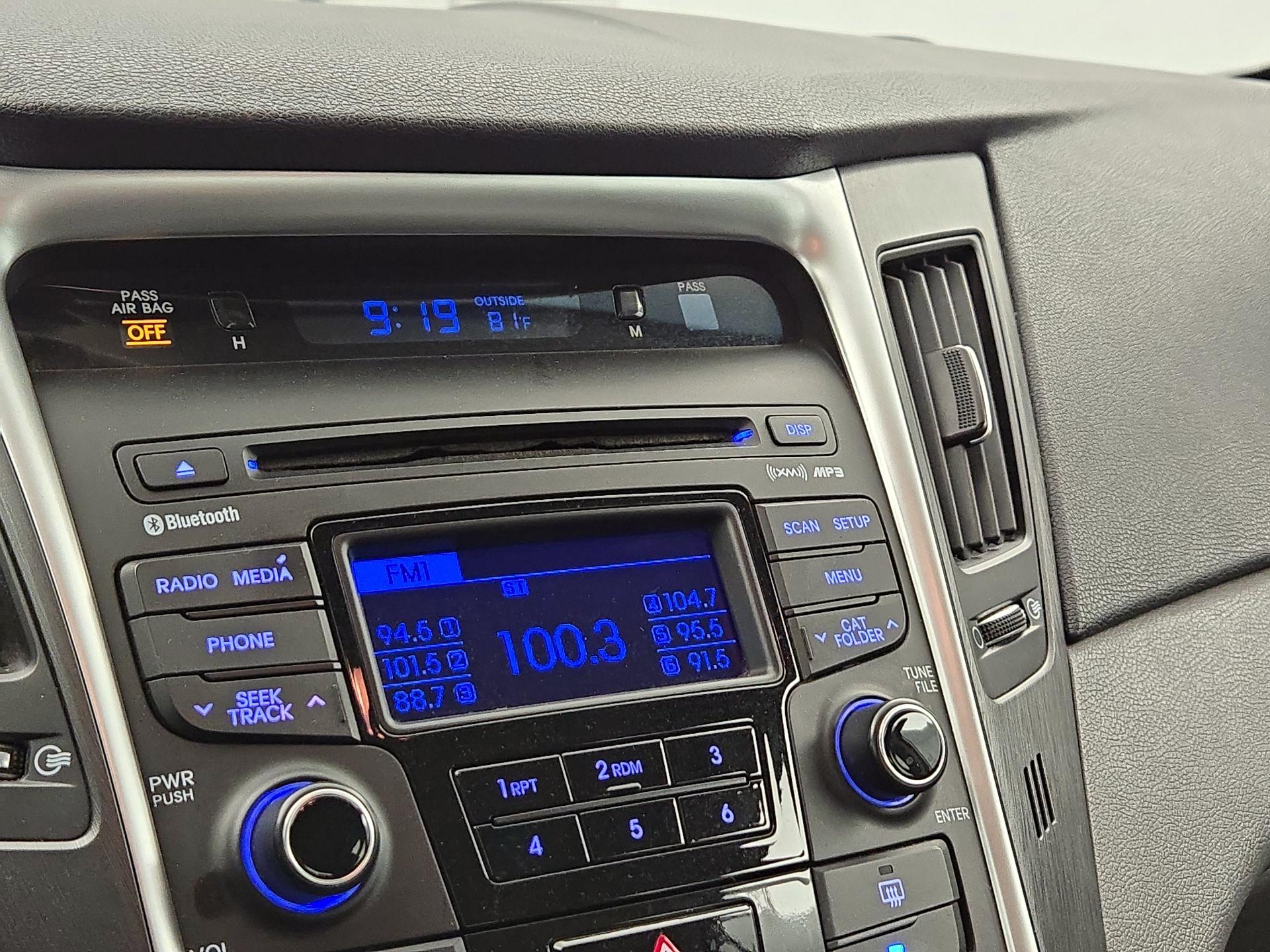 Thumbnail: 2014 Hyundai Sonata - 14