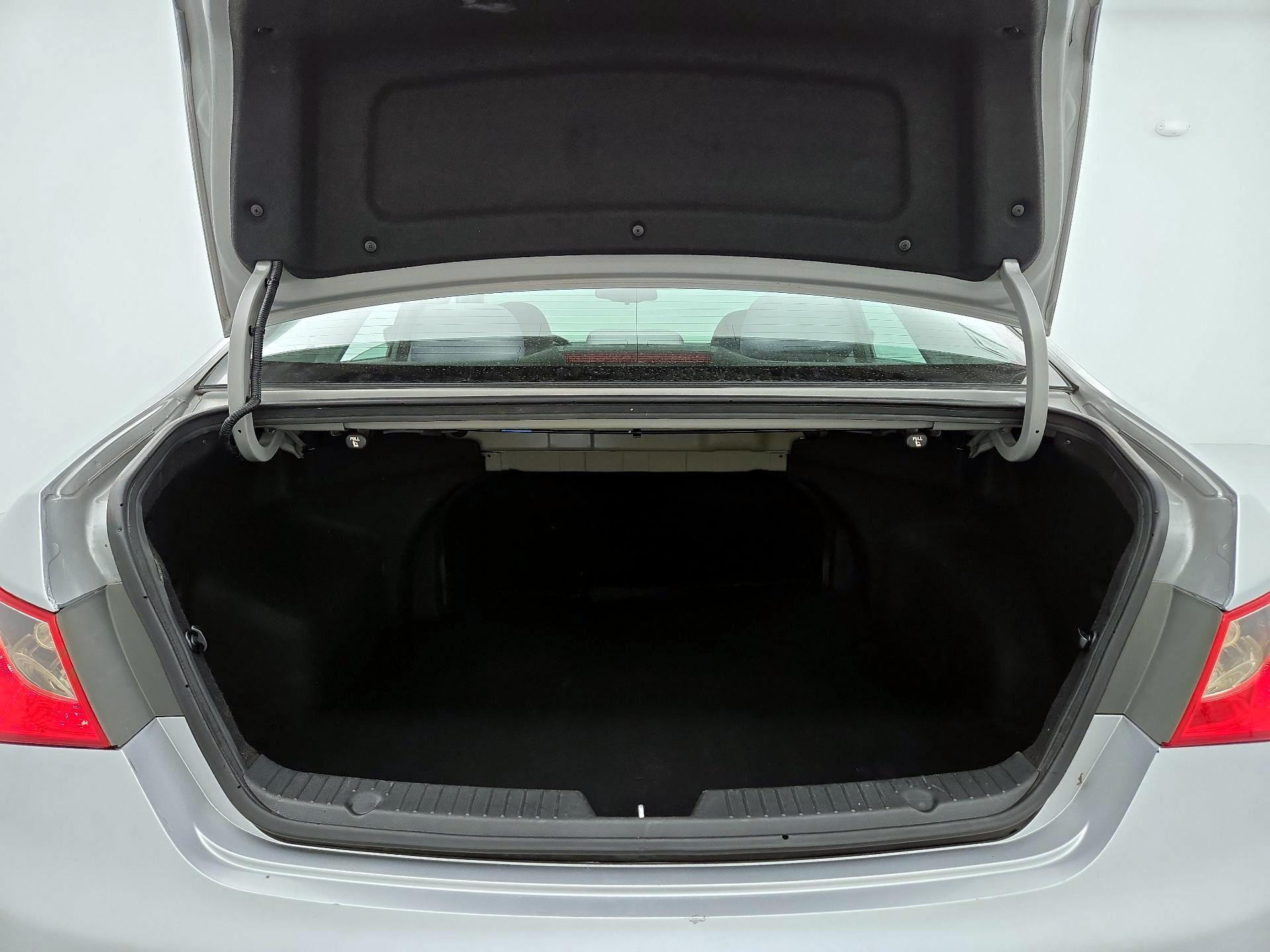 Thumbnail: 2014 Hyundai Sonata - 19