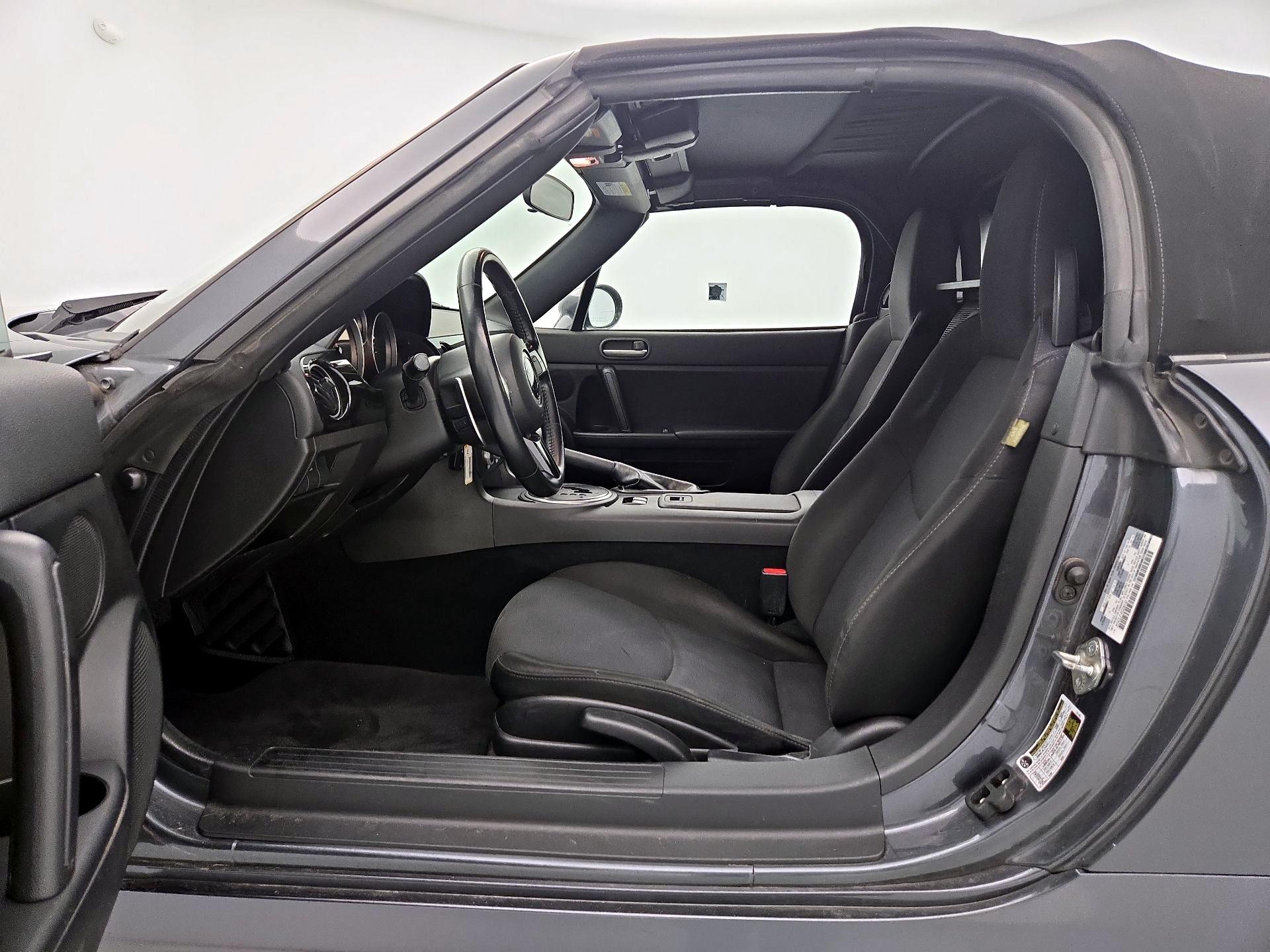 Thumbnail: 2014 Mazda MX-5 Miata - 11