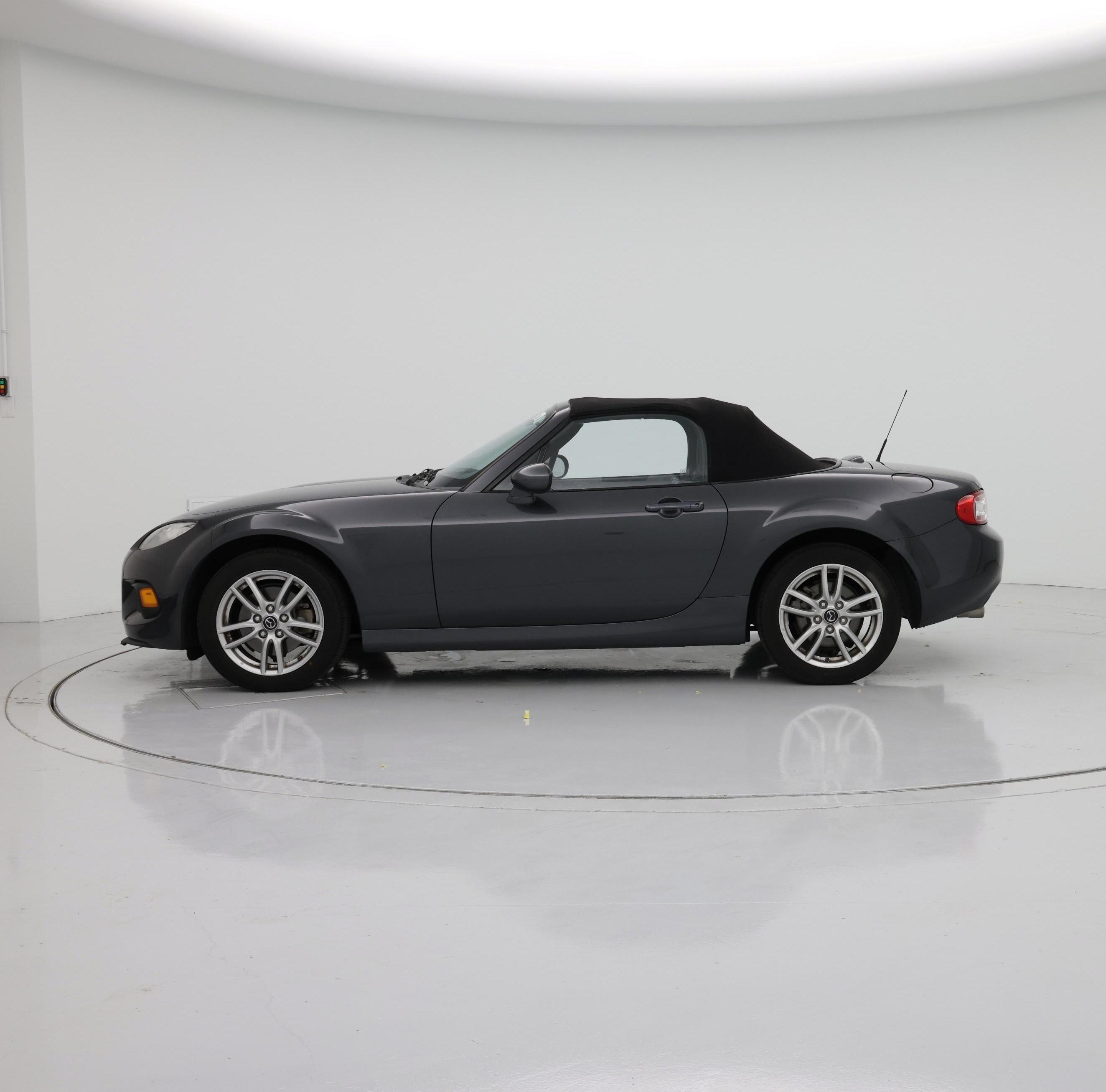 Thumbnail: 2014 Mazda MX-5 Miata - 3