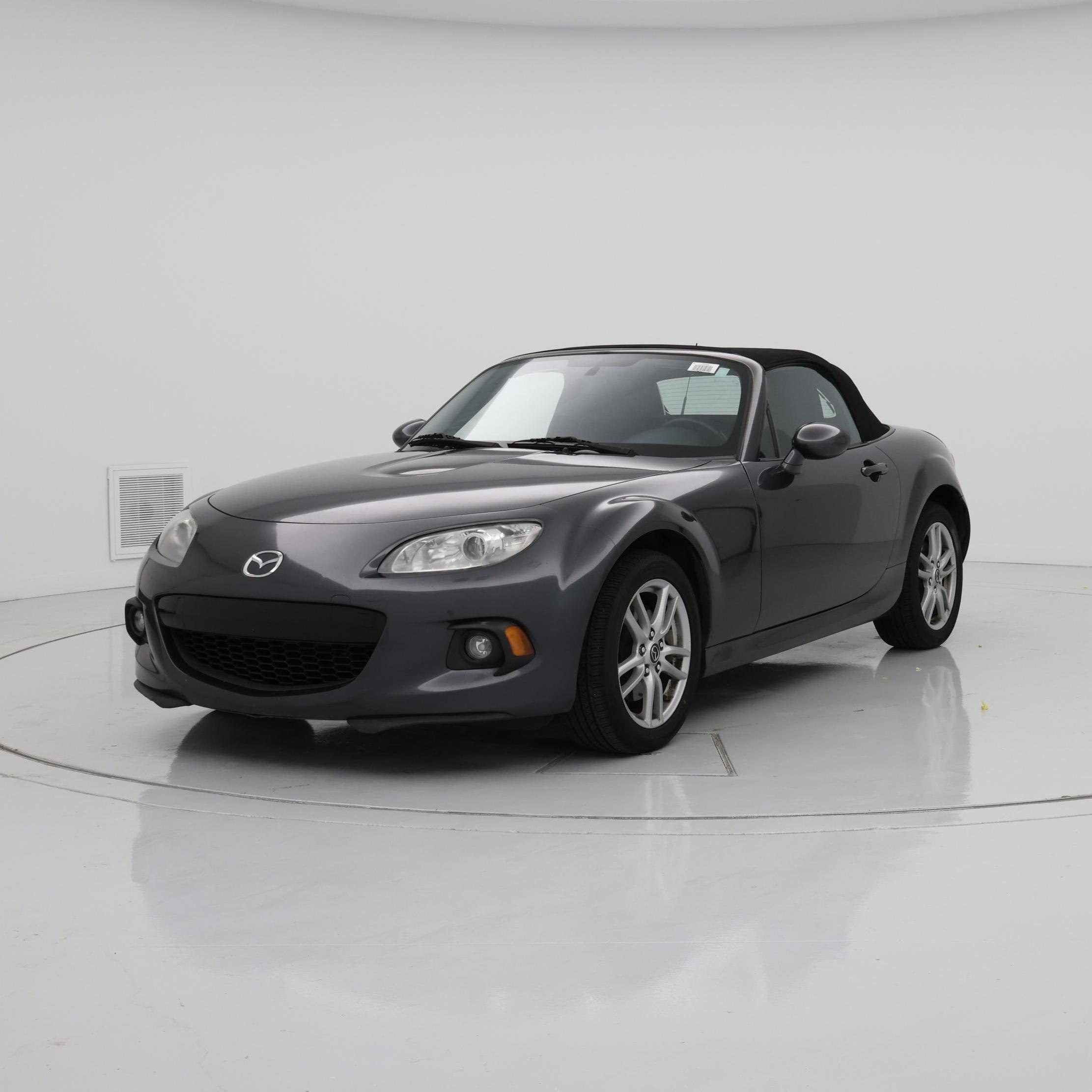 Thumbnail: 2014 Mazda MX-5 Miata - 4