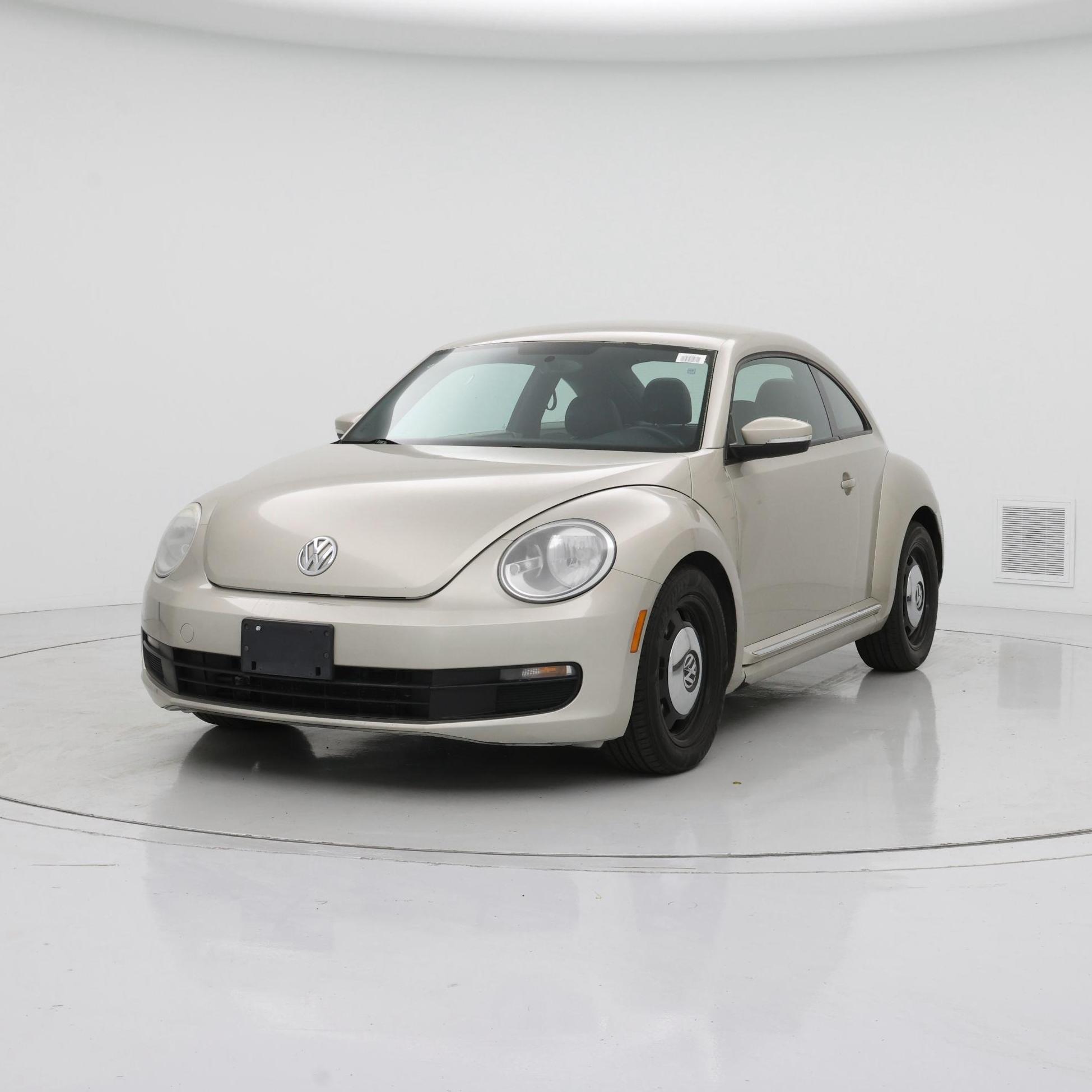Thumbnail: 2014 Volkswagen Beetle - 4
