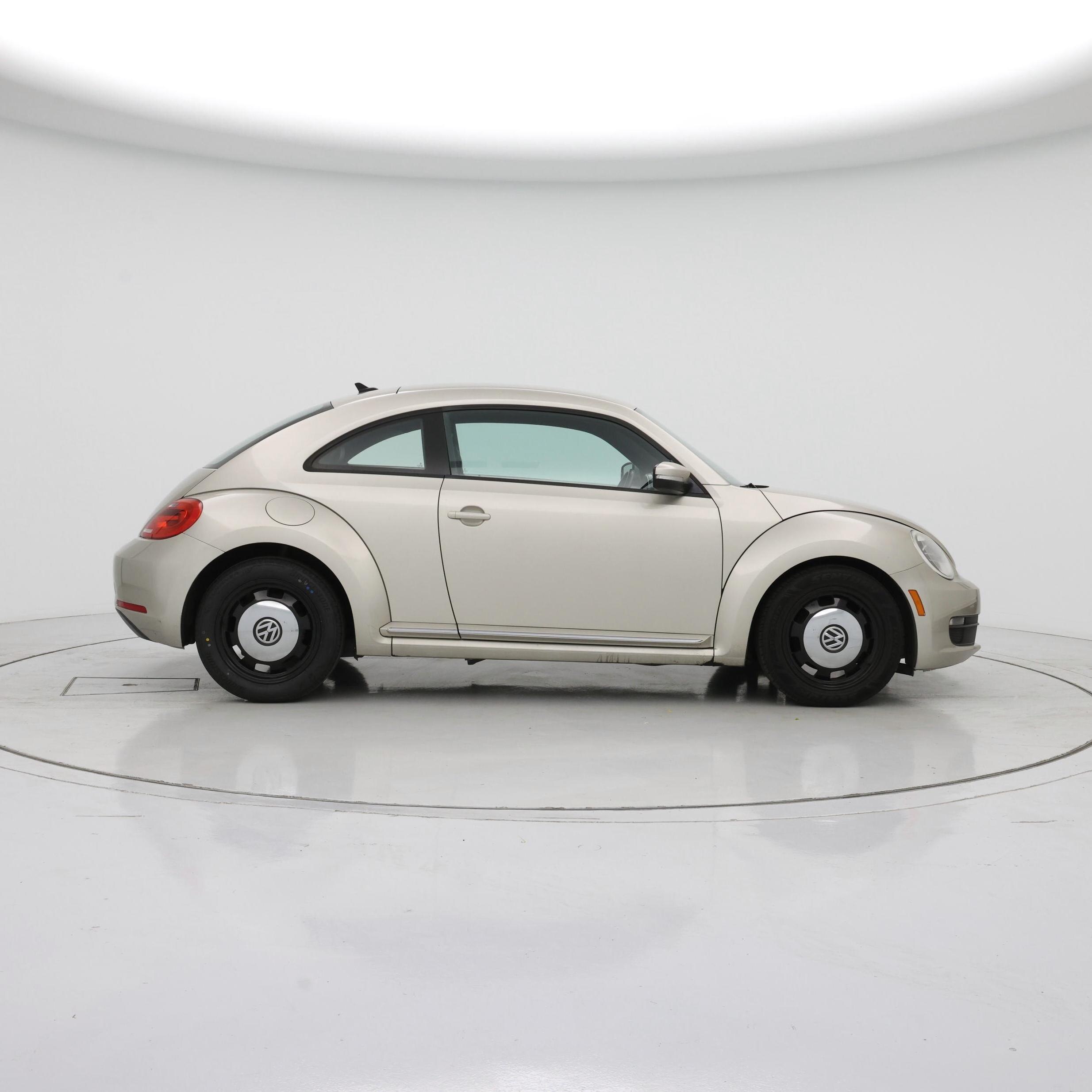 Thumbnail: 2014 Volkswagen Beetle - 7