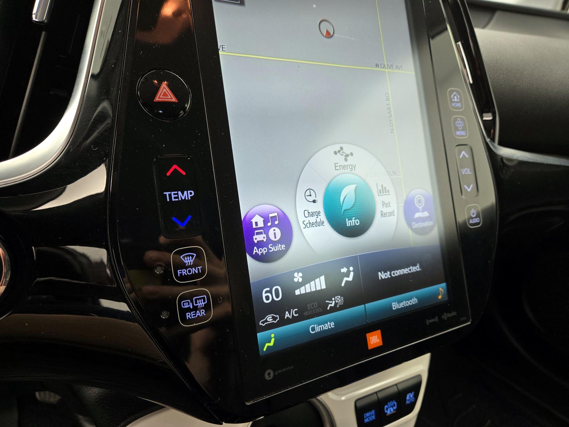 Thumbnail: 2017 Toyota Prius Prime - 17