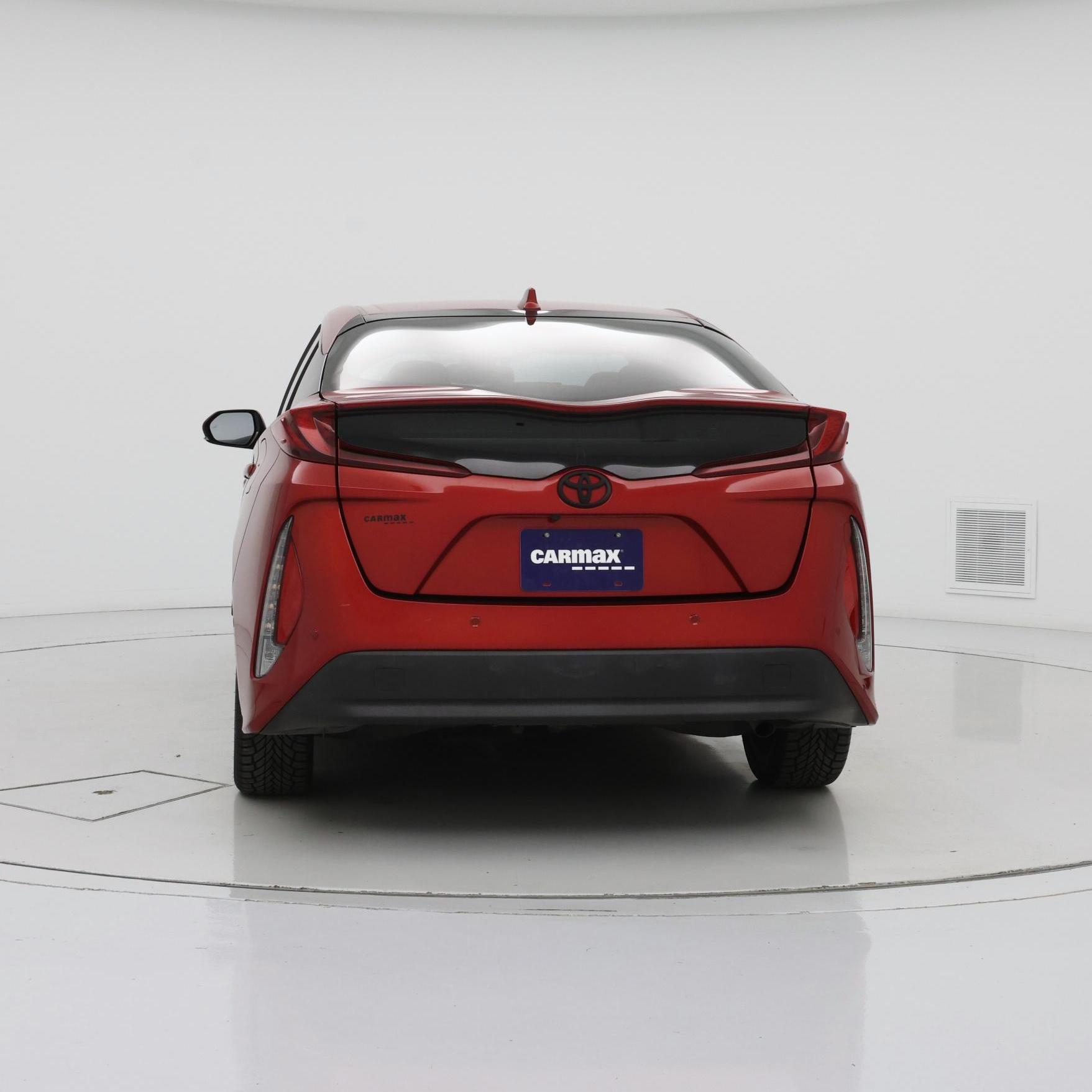 Thumbnail: 2017 Toyota Prius Prime - 6