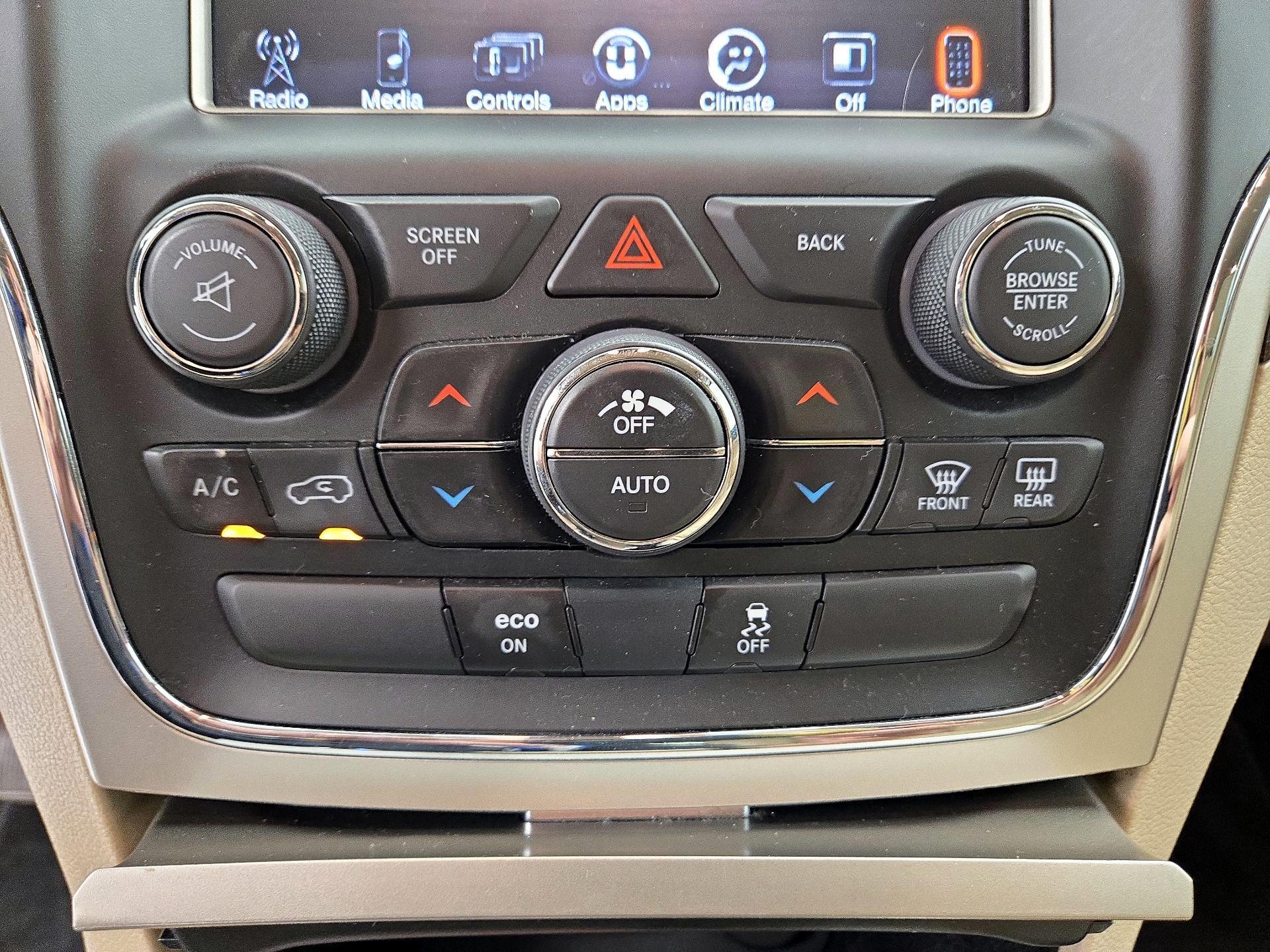 Thumbnail: 2015 Jeep Grand Cherokee - 15