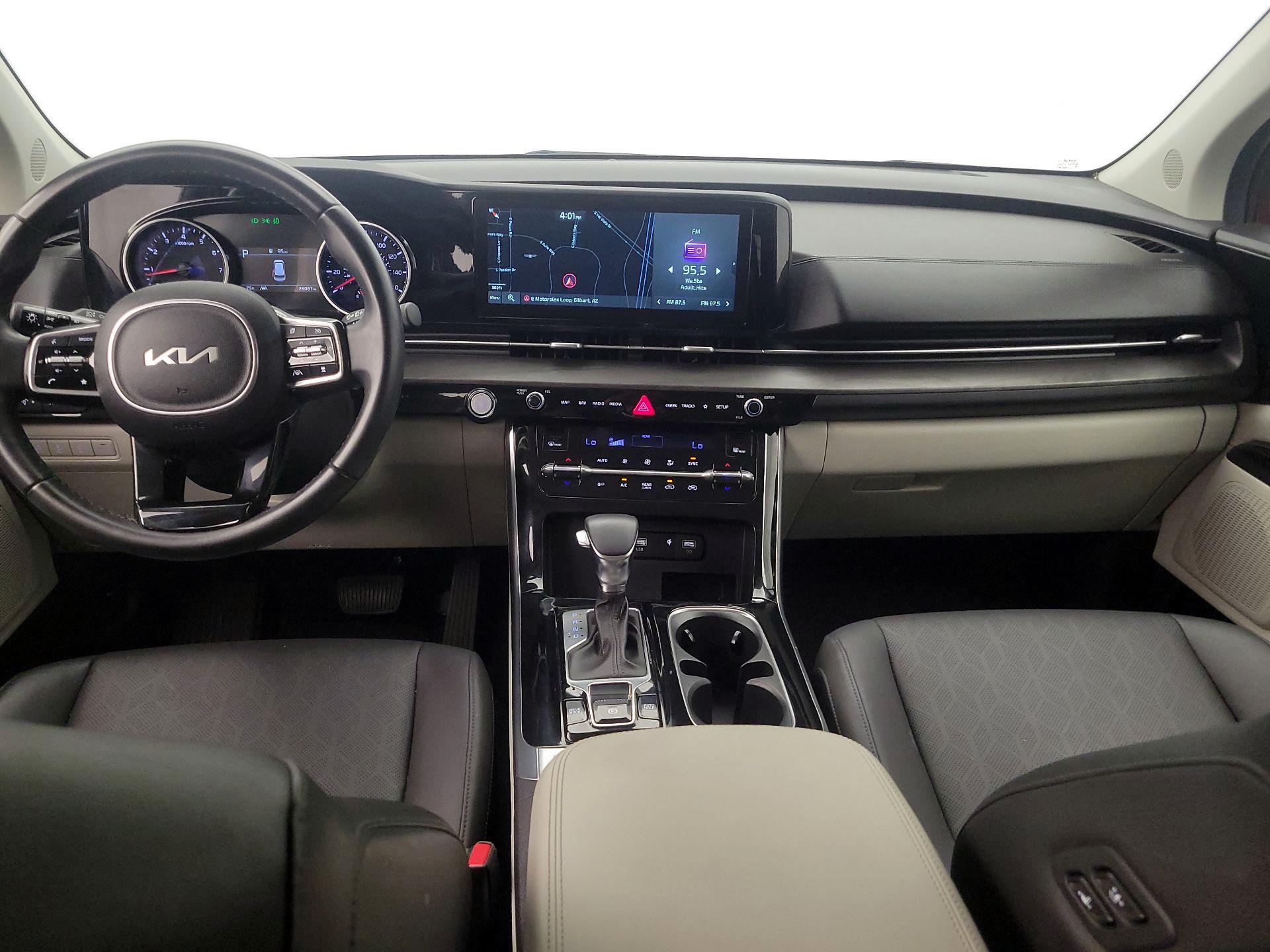Thumbnail: 2022 Kia Carnival - 9