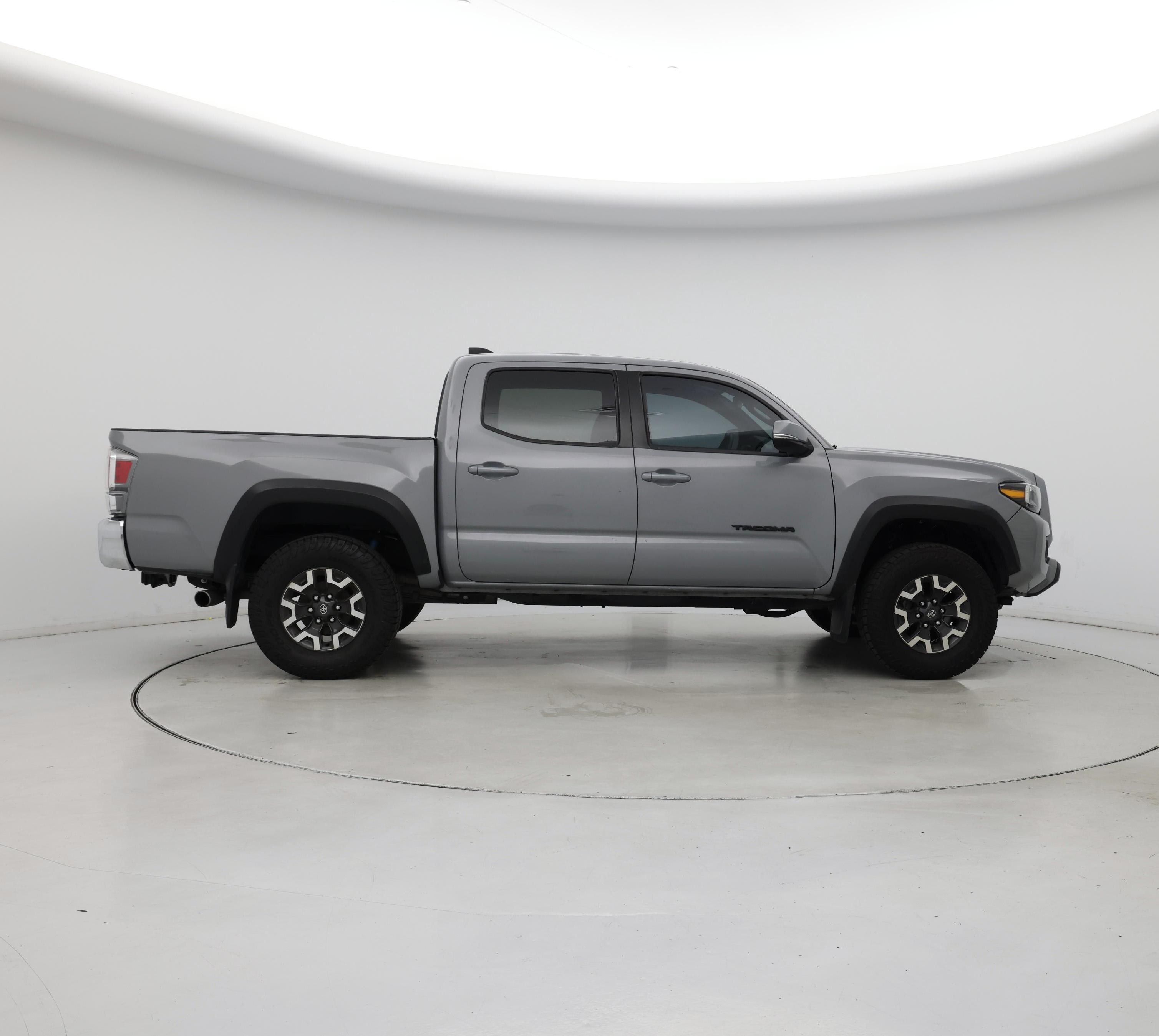 Thumbnail: 2021 Toyota Tacoma - 7