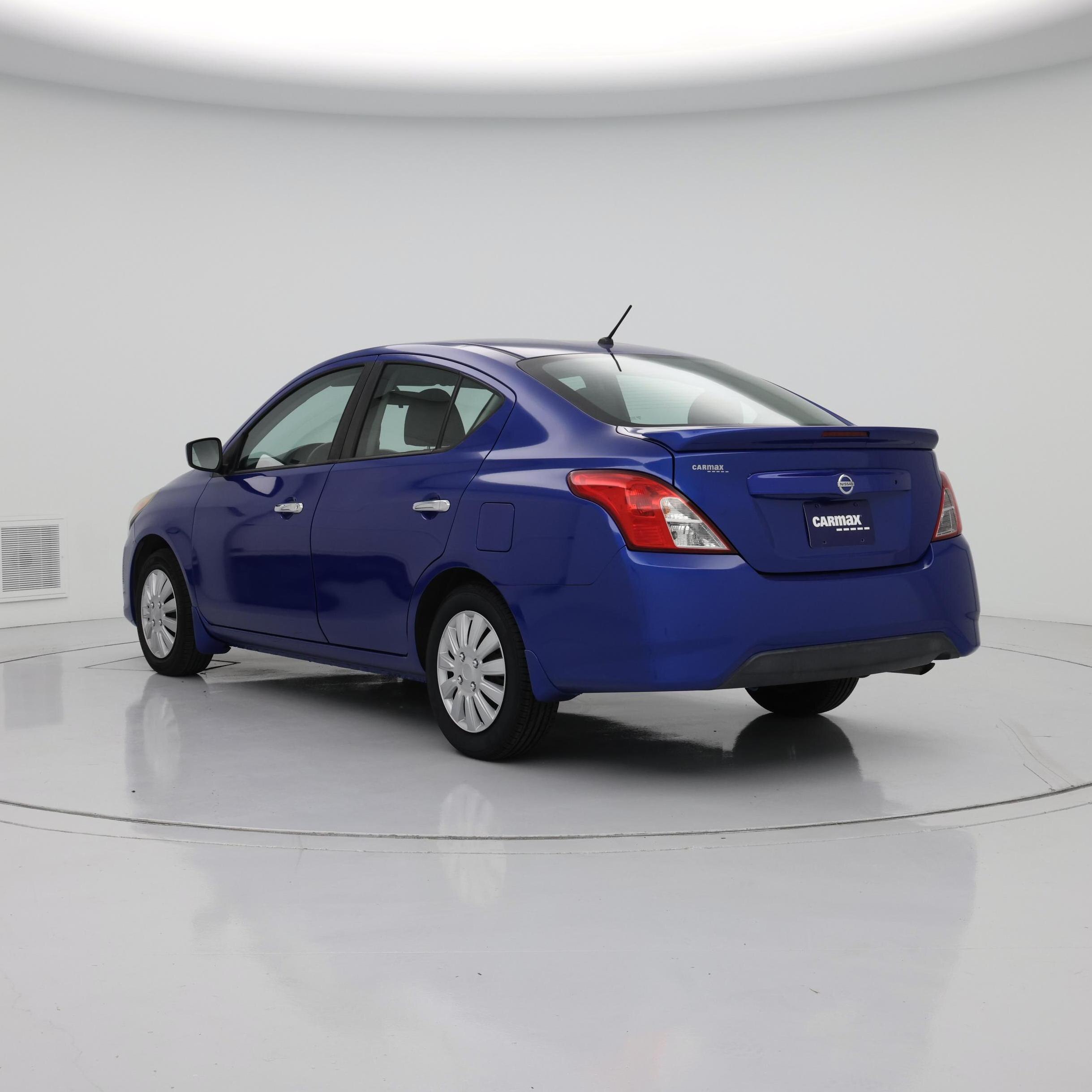Thumbnail: 2015 Nissan Versa - 2