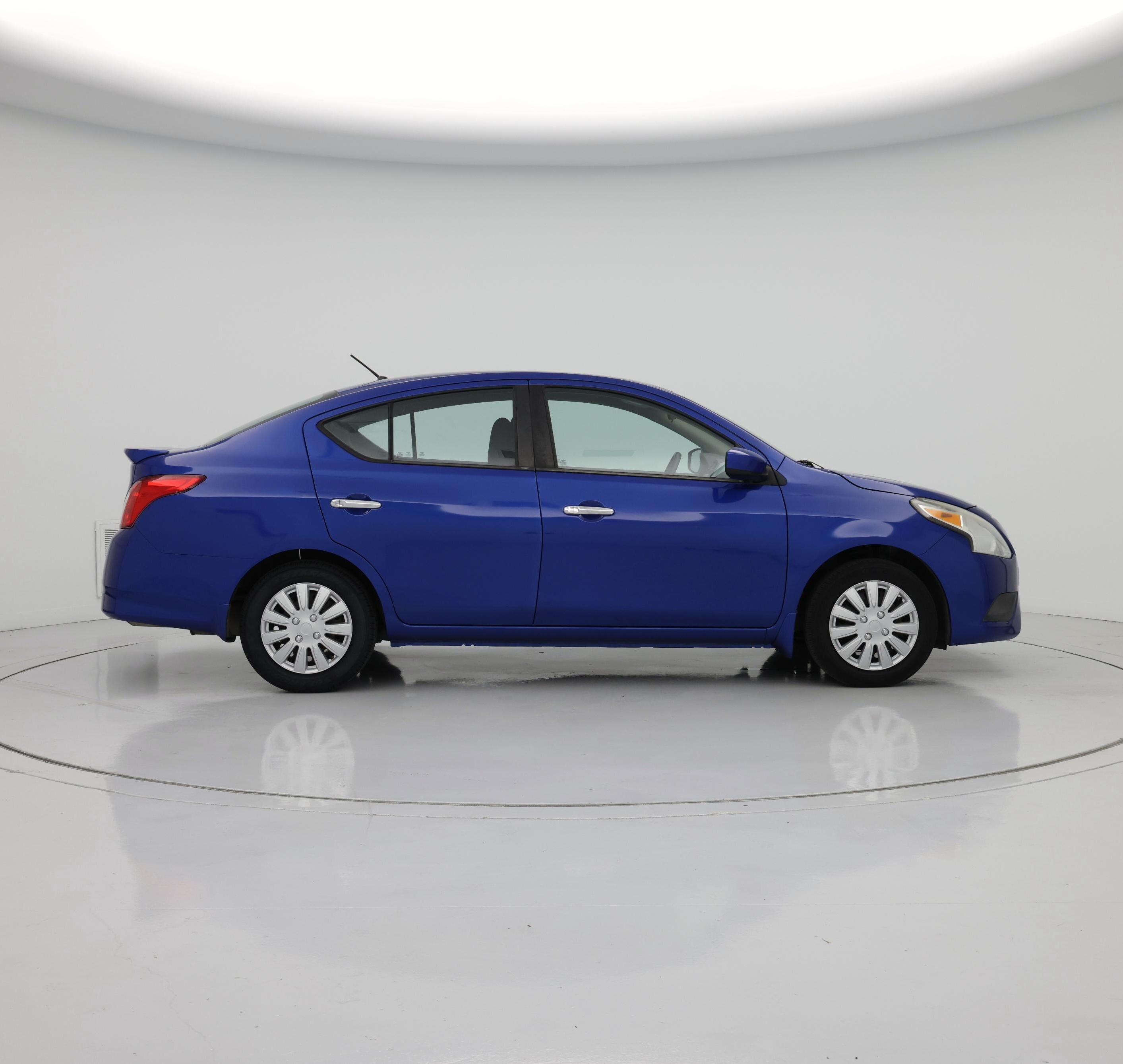 Thumbnail: 2015 Nissan Versa - 7