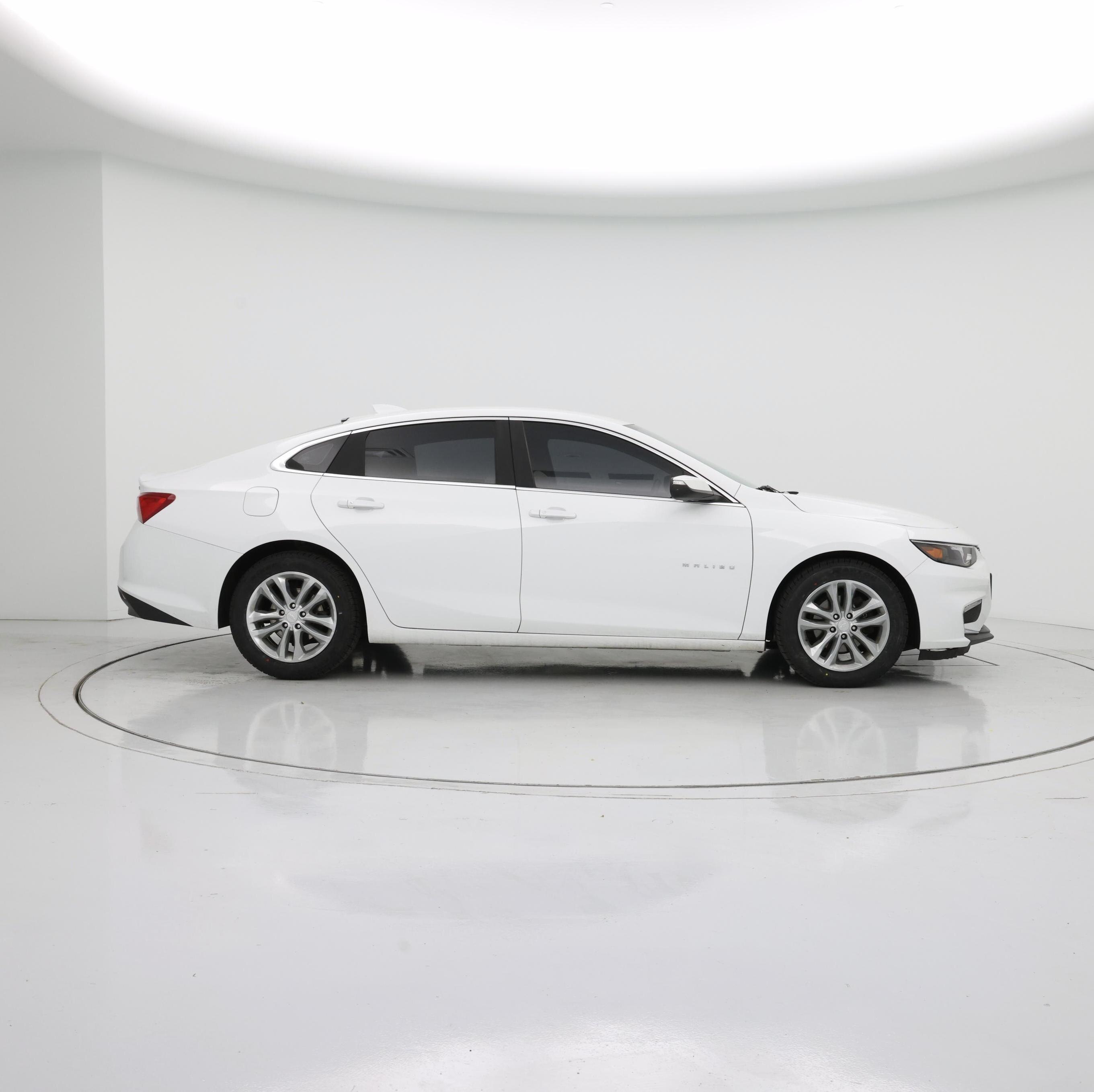 Thumbnail: 2016 Chevrolet Malibu - 7