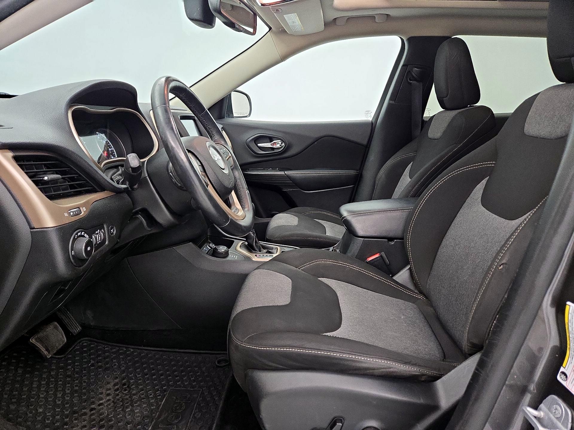 Thumbnail: 2014 Jeep Cherokee - 11