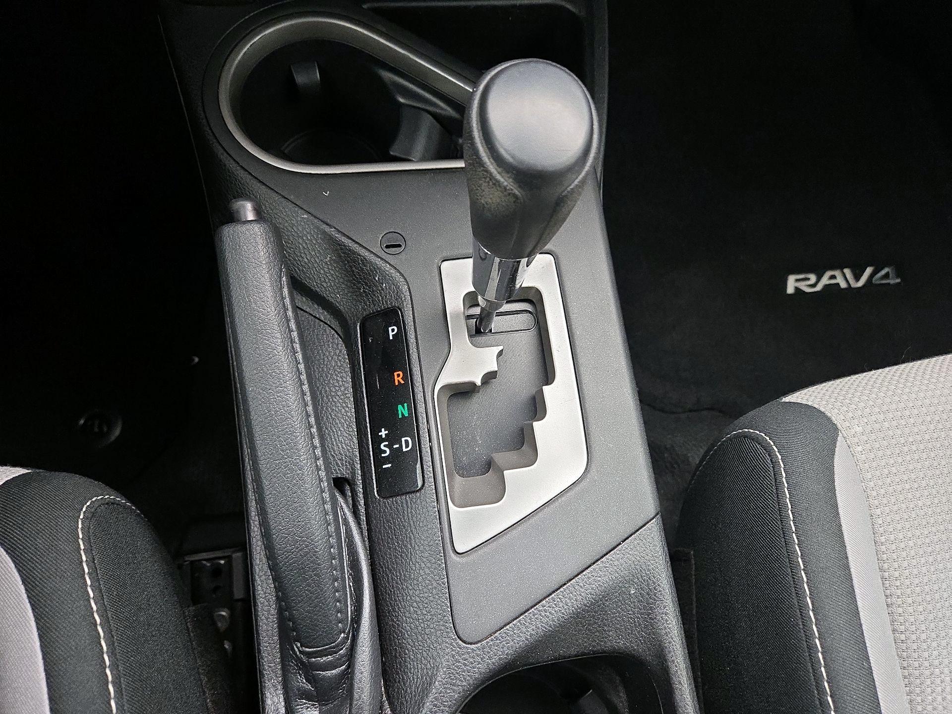 Thumbnail: 2016 Toyota RAV4 - 18