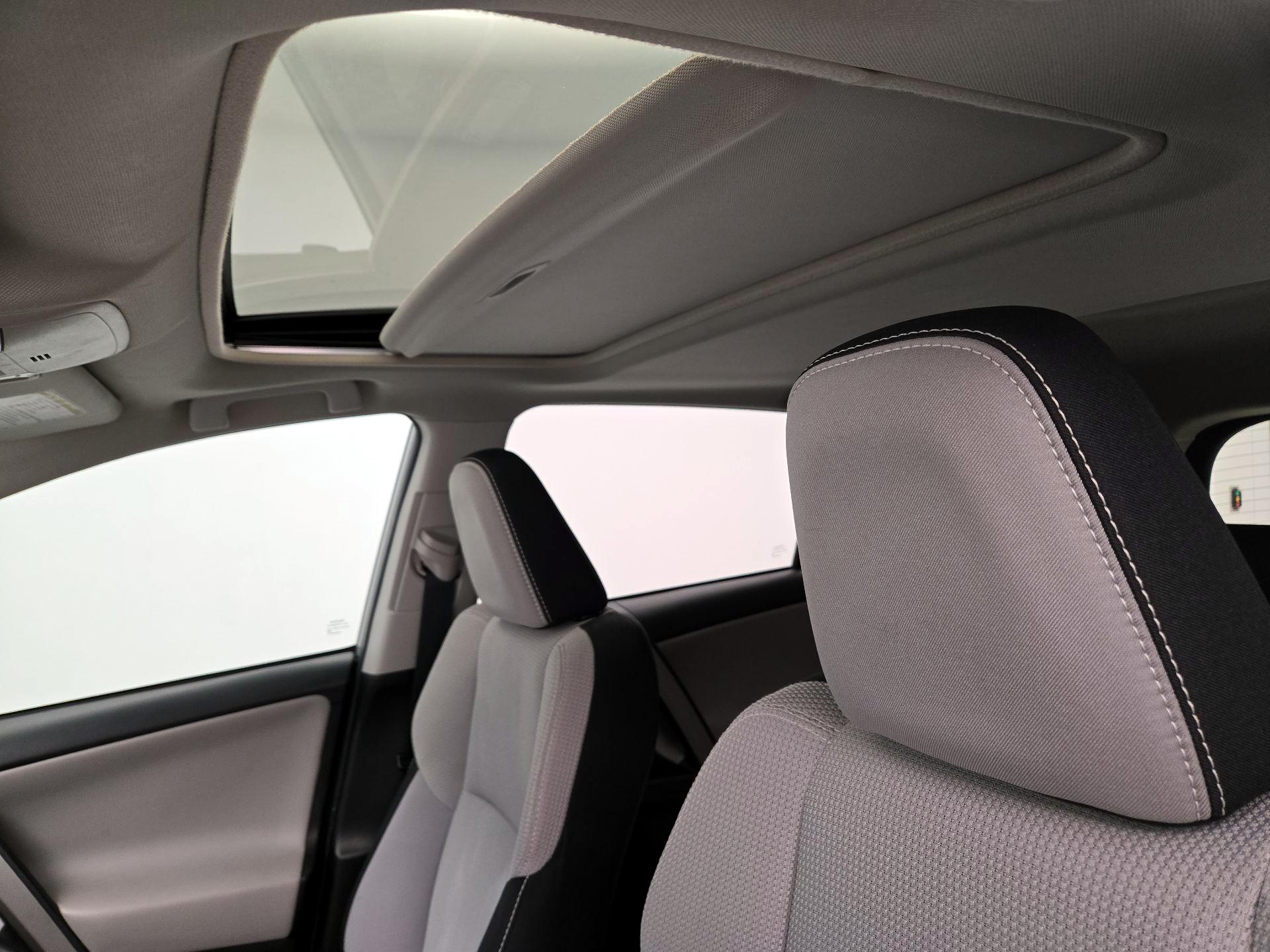 Thumbnail: 2016 Toyota RAV4 - 20