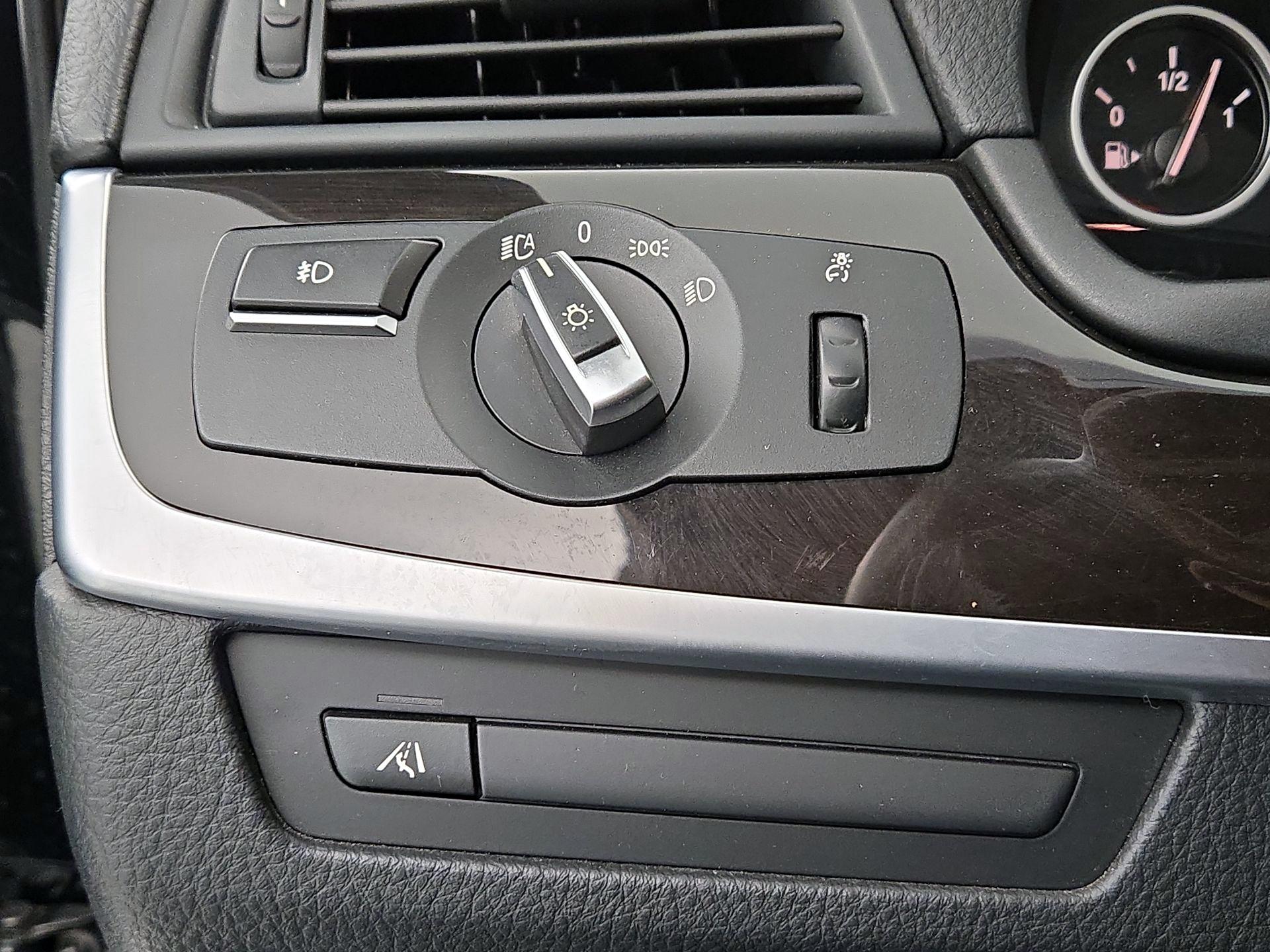 Thumbnail: 2013 BMW 5 Series - 13