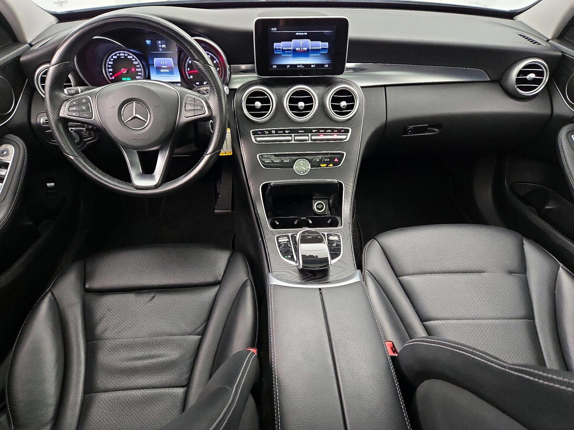 Thumbnail: 2016 Mercedes-Benz C-Class - 9