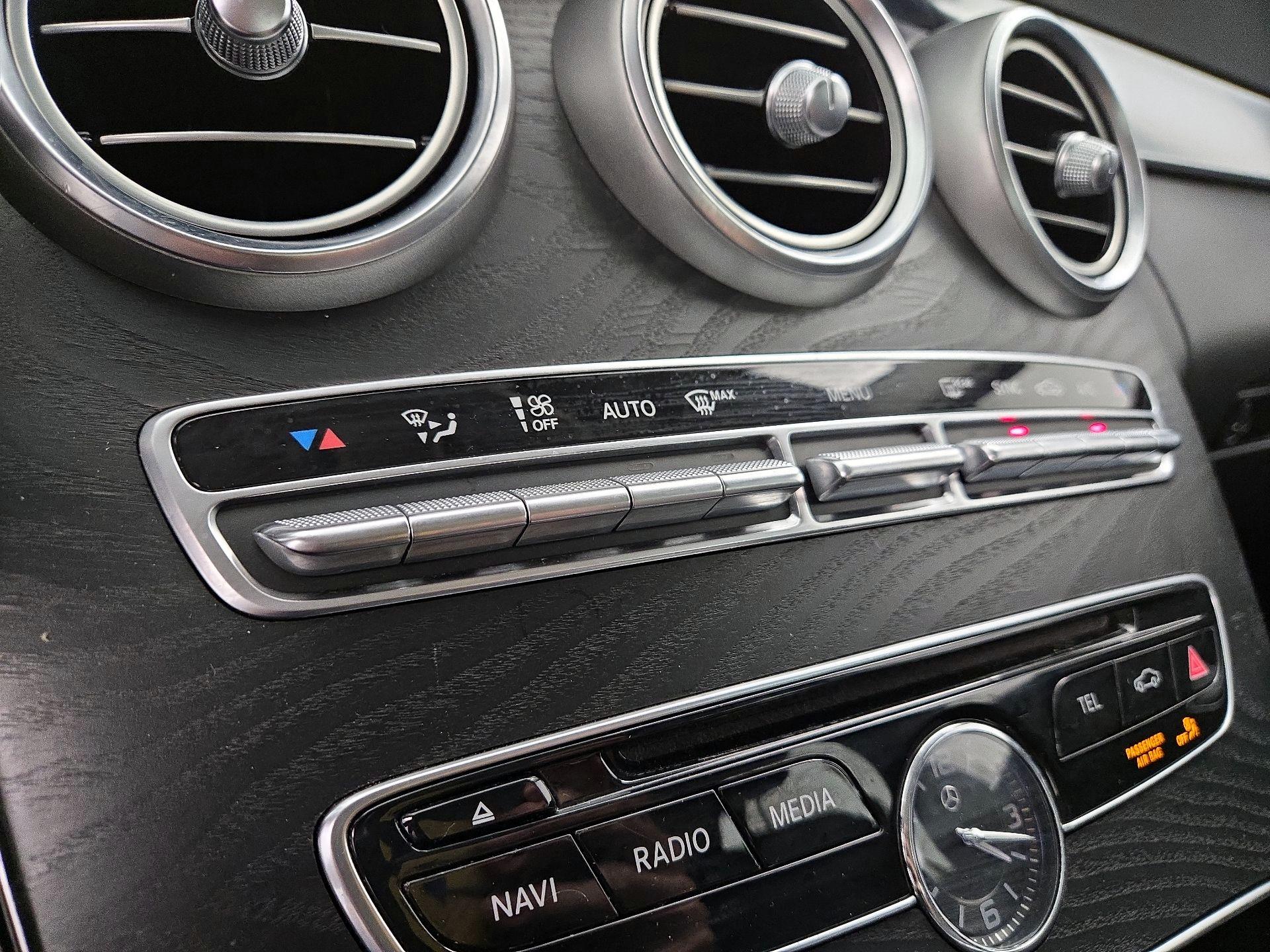 Thumbnail: 2016 Mercedes-Benz C-Class - 16