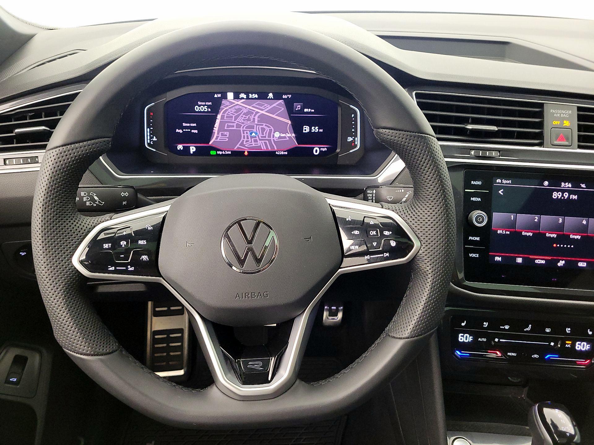 Thumbnail: 2024 Volkswagen Tiguan - 10