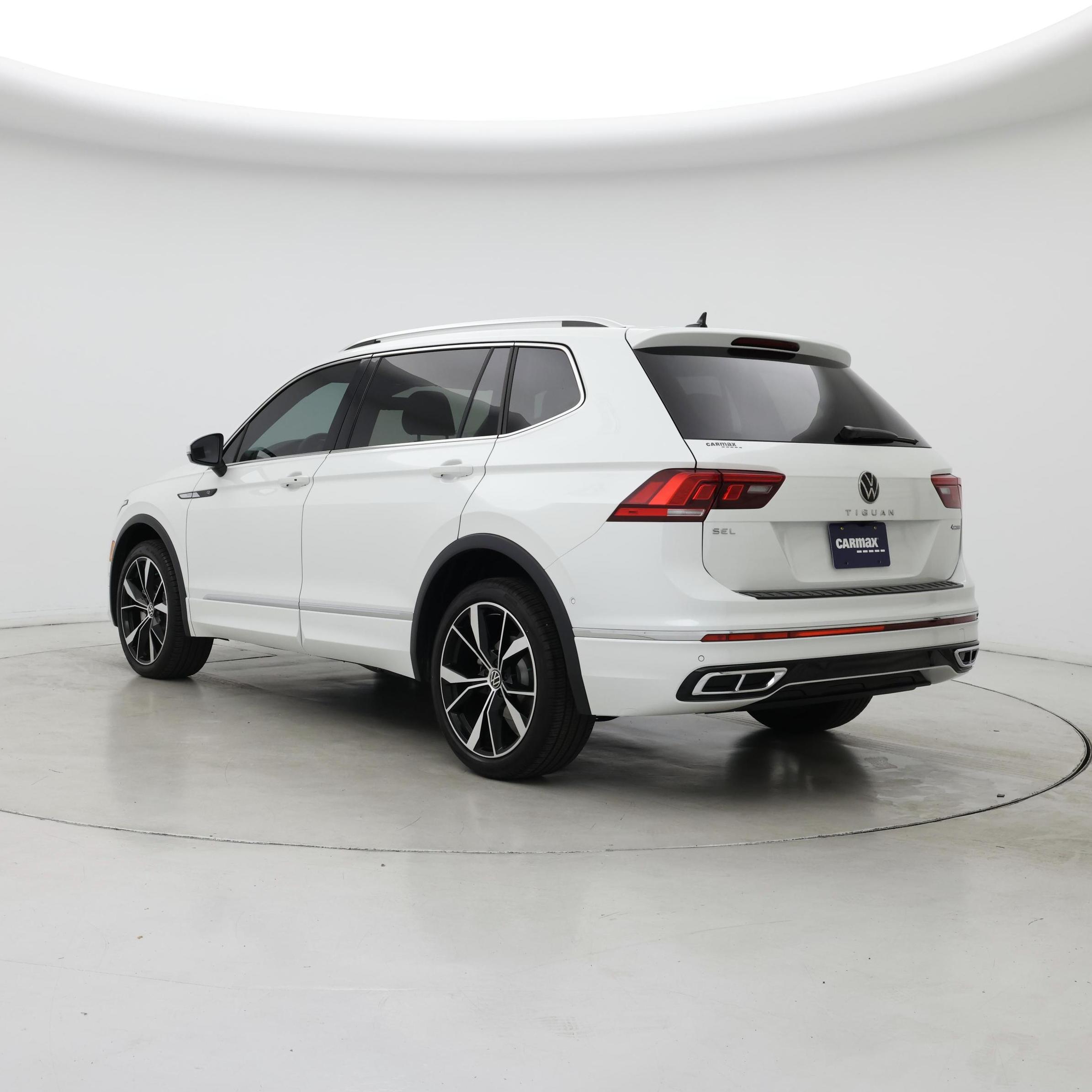 Thumbnail: 2024 Volkswagen Tiguan - 2