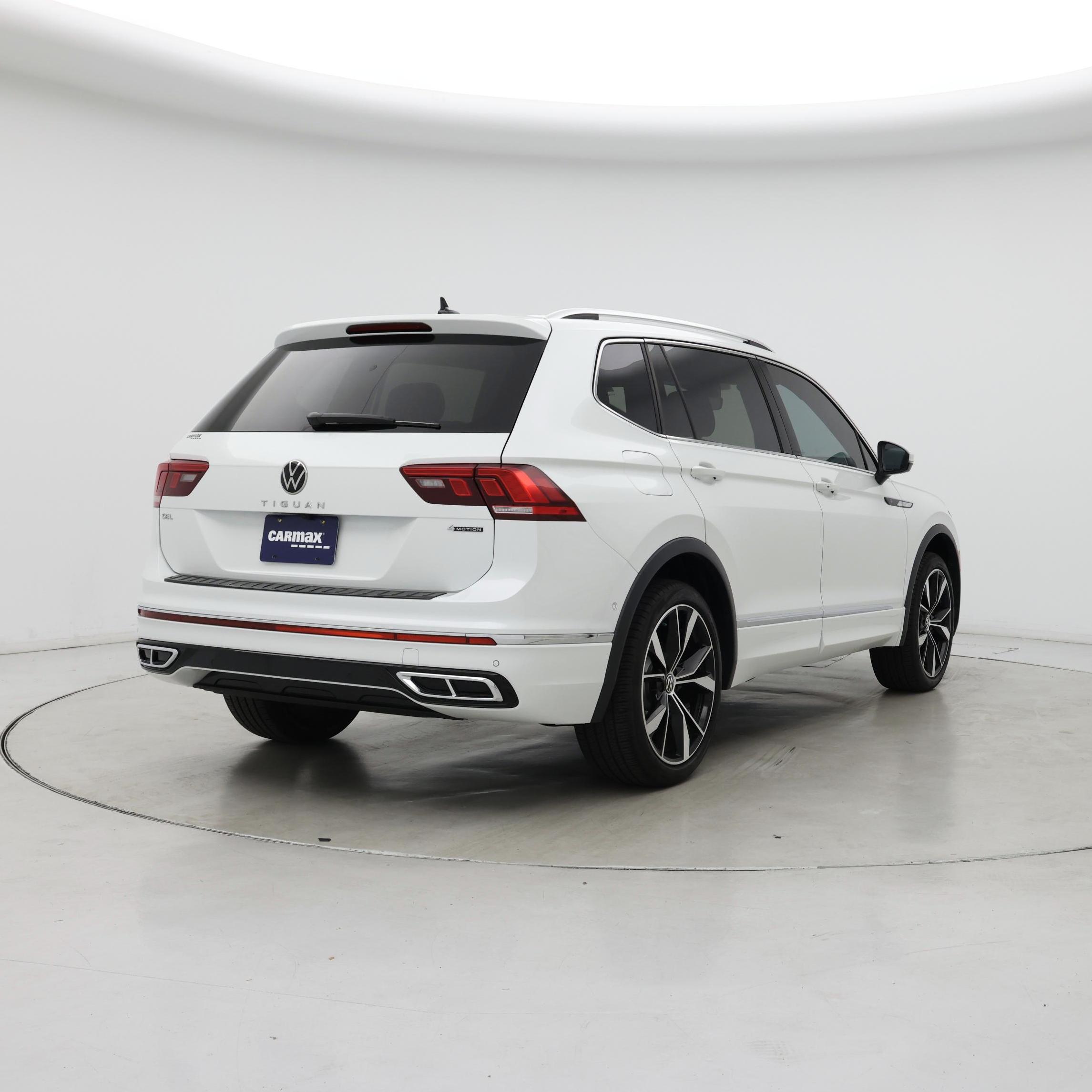 Thumbnail: 2024 Volkswagen Tiguan - 8