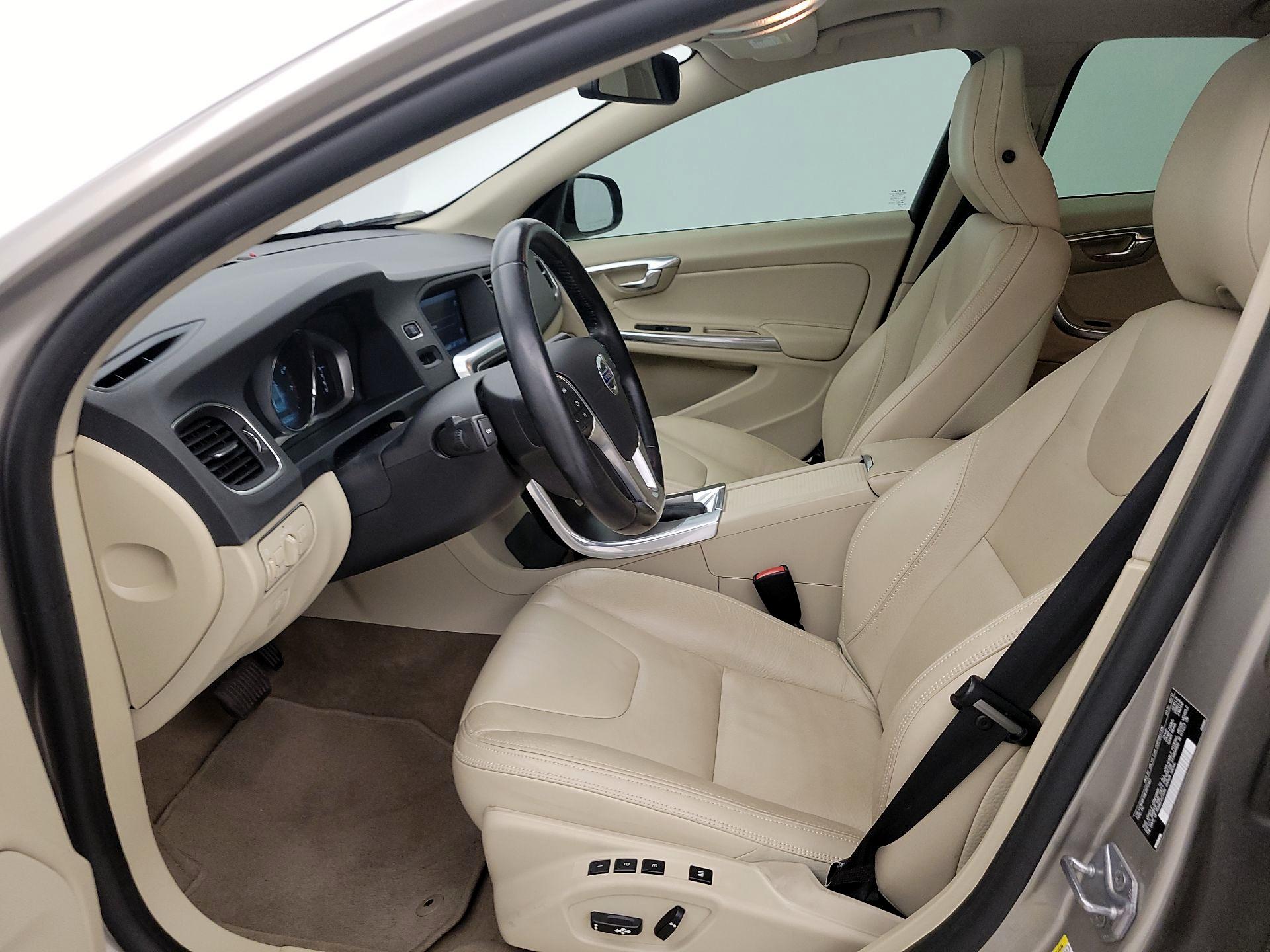 Thumbnail: 2014 Volvo S60 - 11