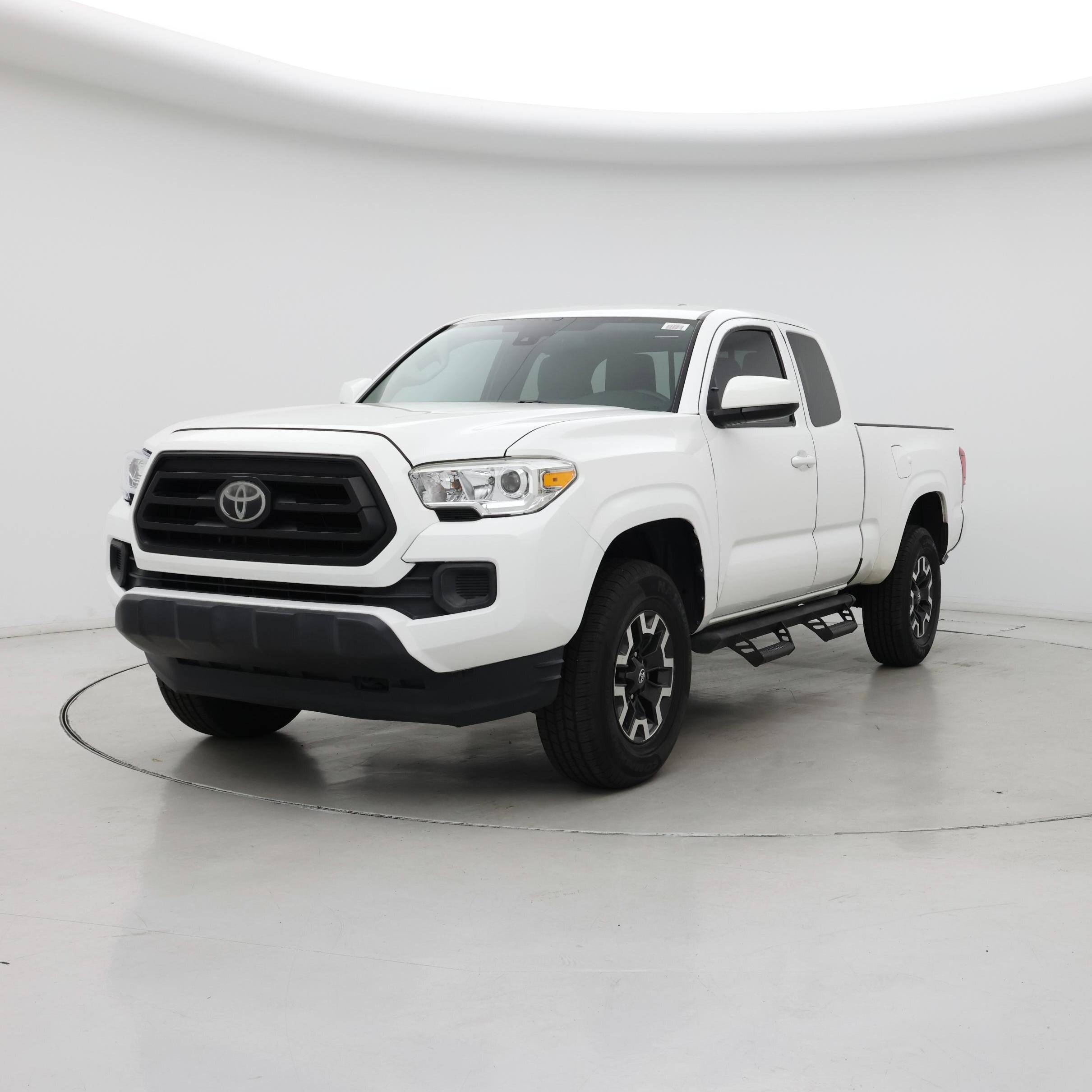 Thumbnail: 2020 Toyota Tacoma - 4