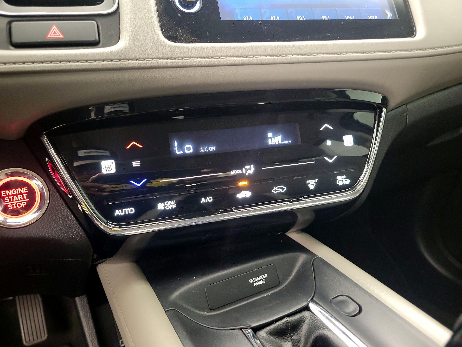 Thumbnail: 2021 Honda HR-V - 16