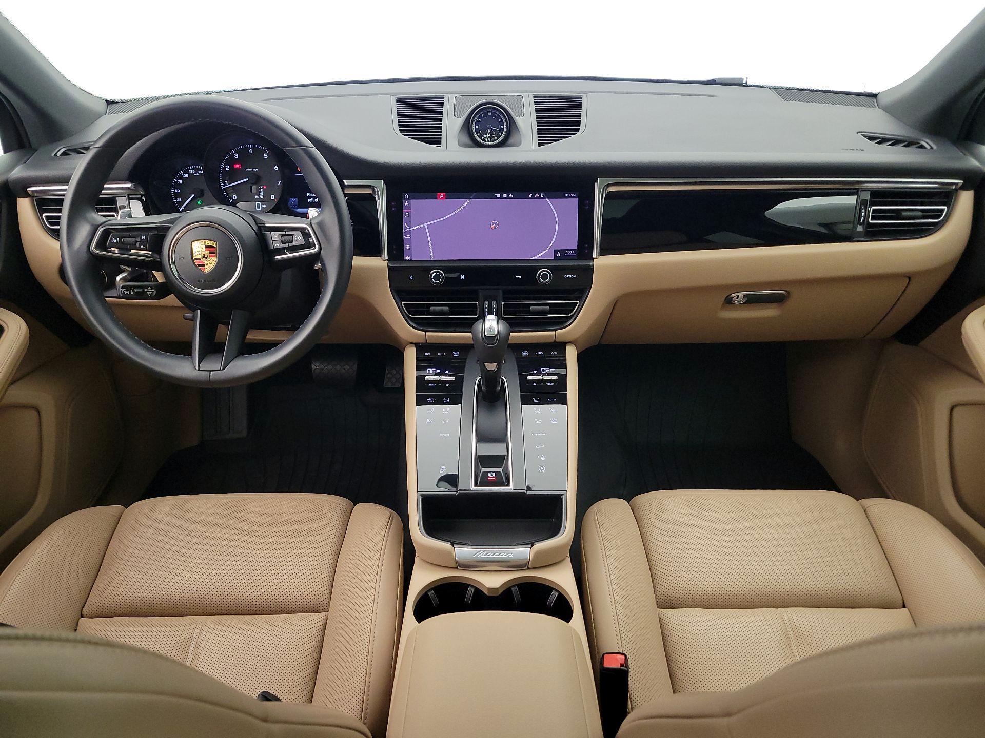 Thumbnail: 2023 Porsche Macan - 9