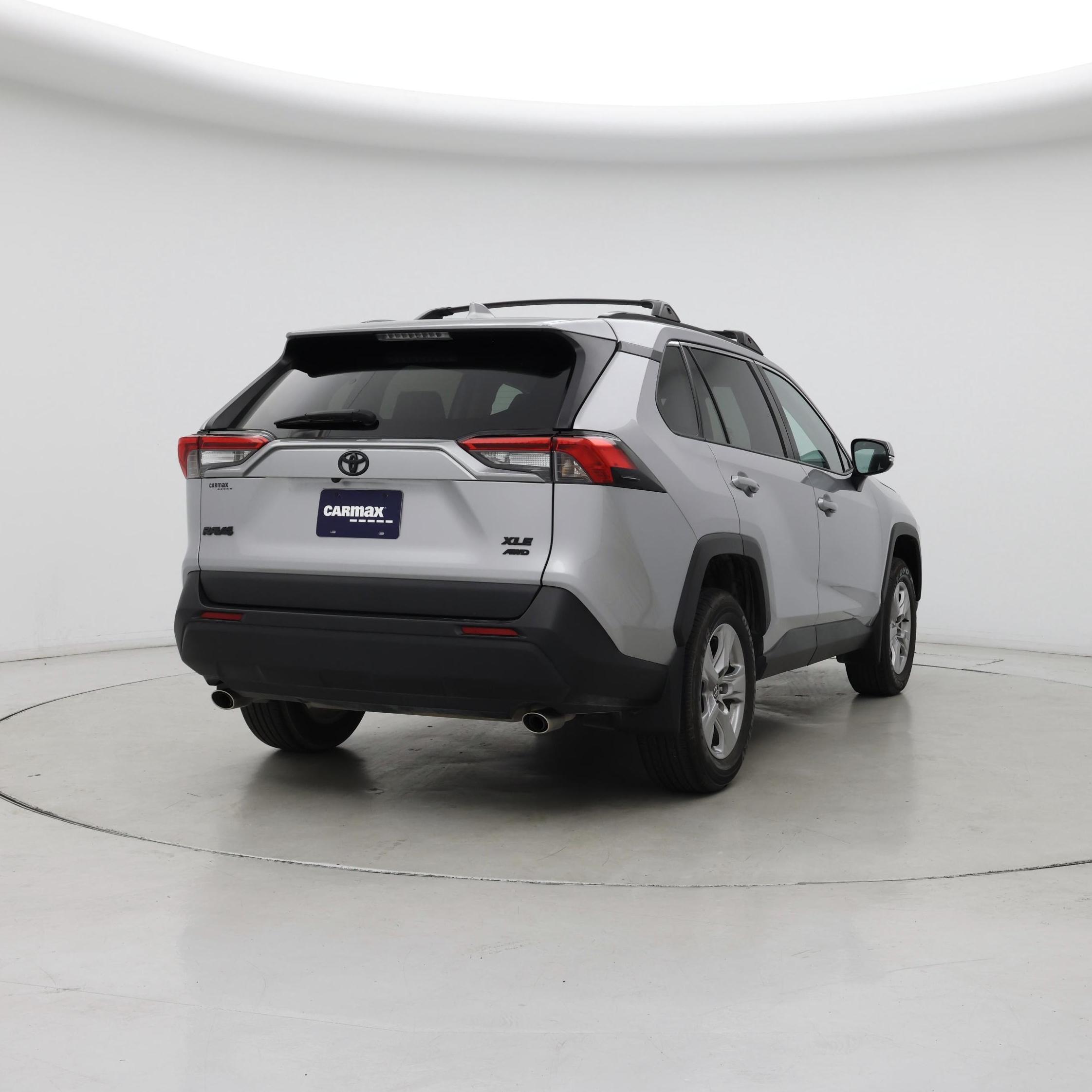 Thumbnail: 2023 Toyota RAV4 - 8