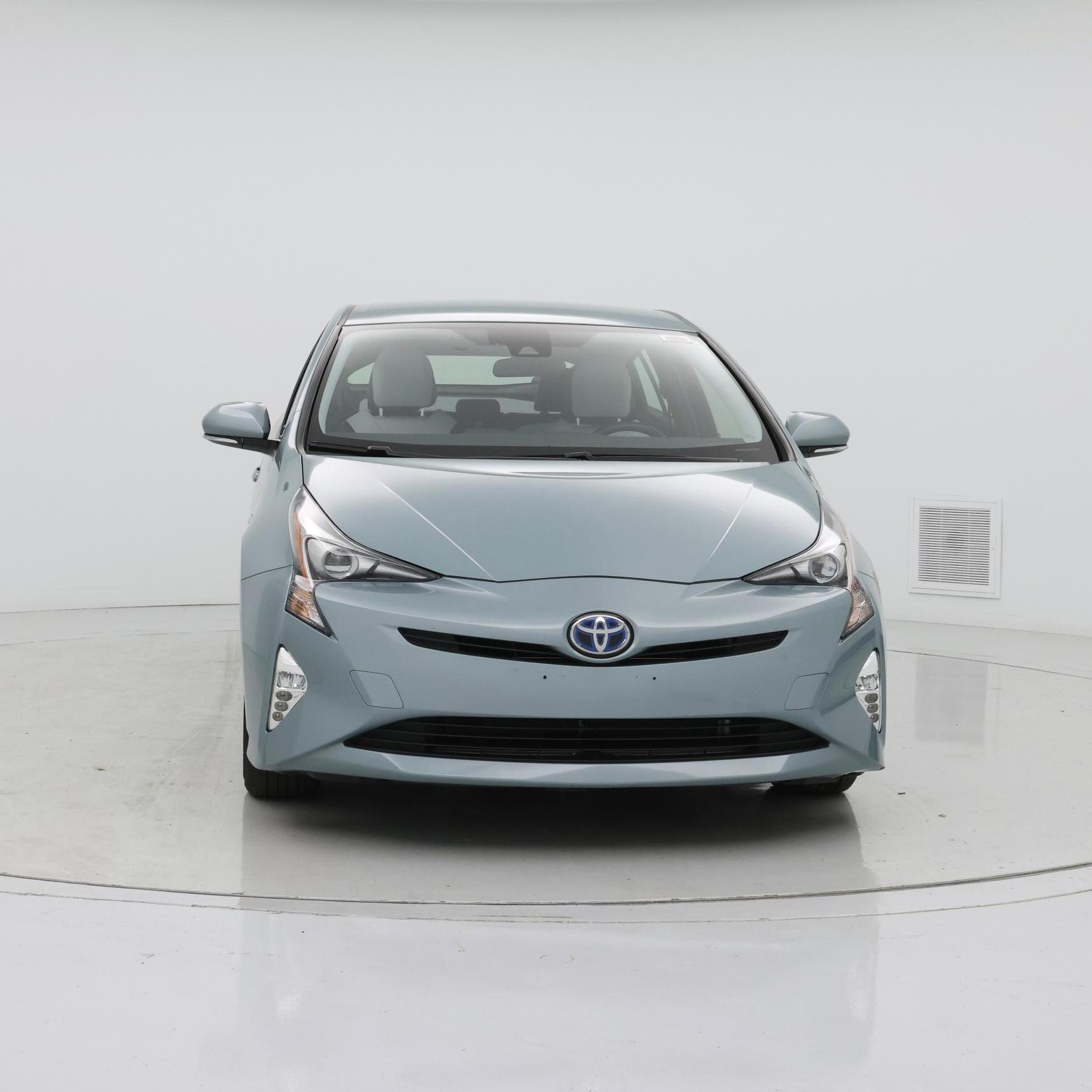 Thumbnail: 2017 Toyota Prius - 5