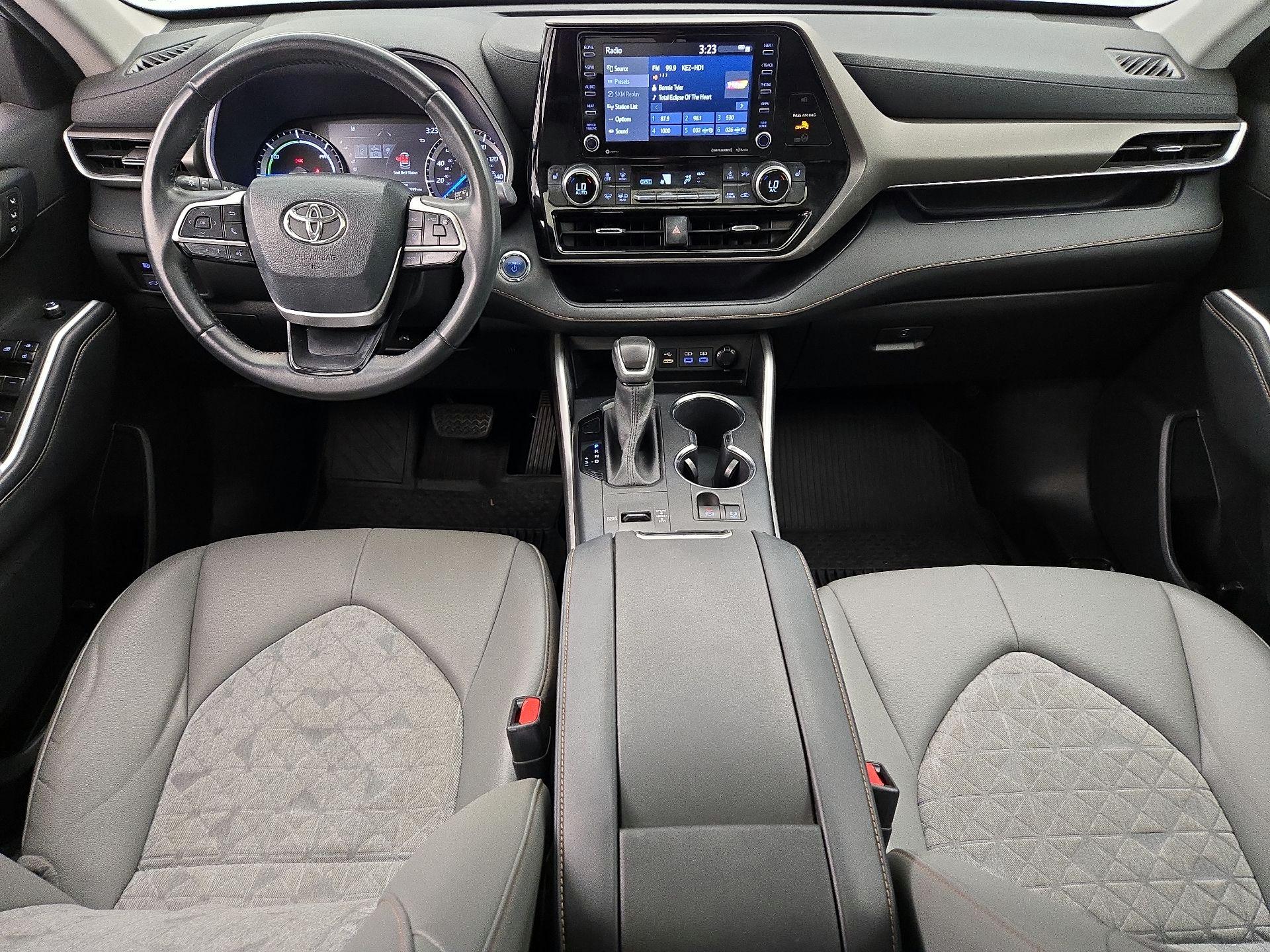 Thumbnail: 2022 Toyota Highlander - 9