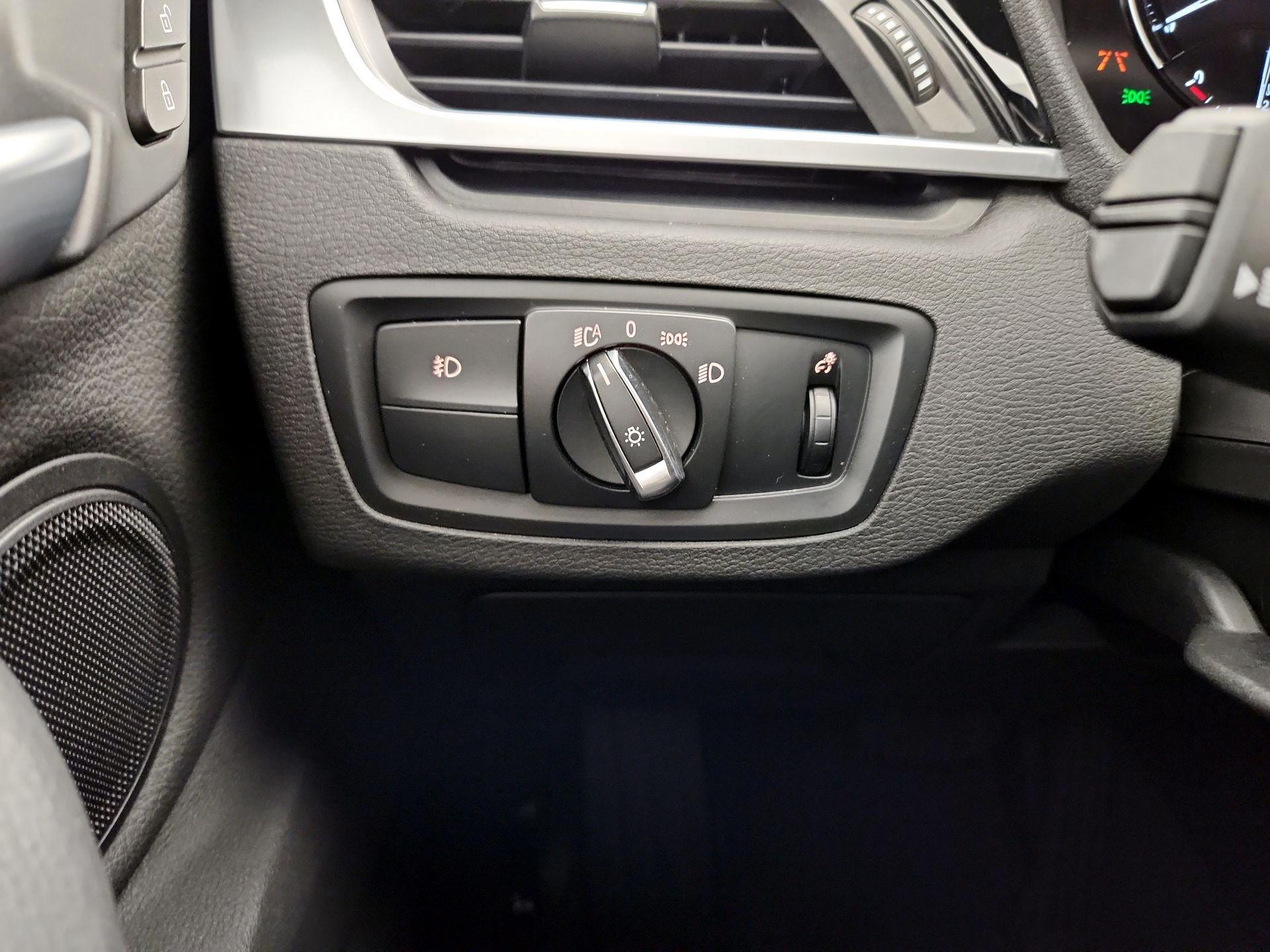 Thumbnail: 2019 BMW X1 - 13