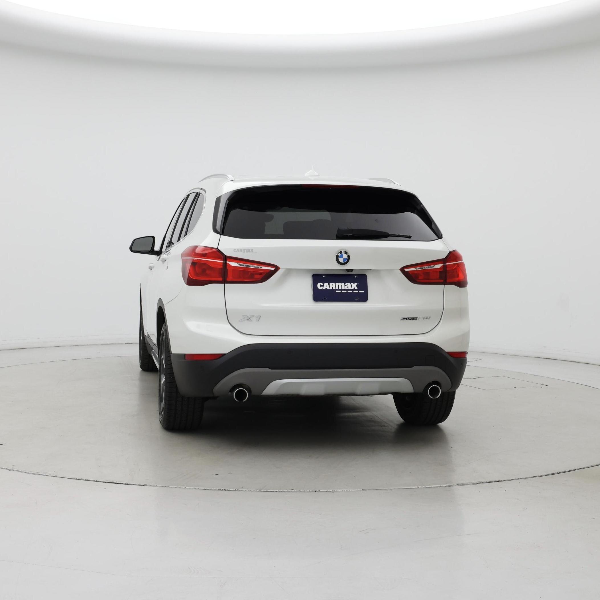 Thumbnail: 2019 BMW X1 - 6