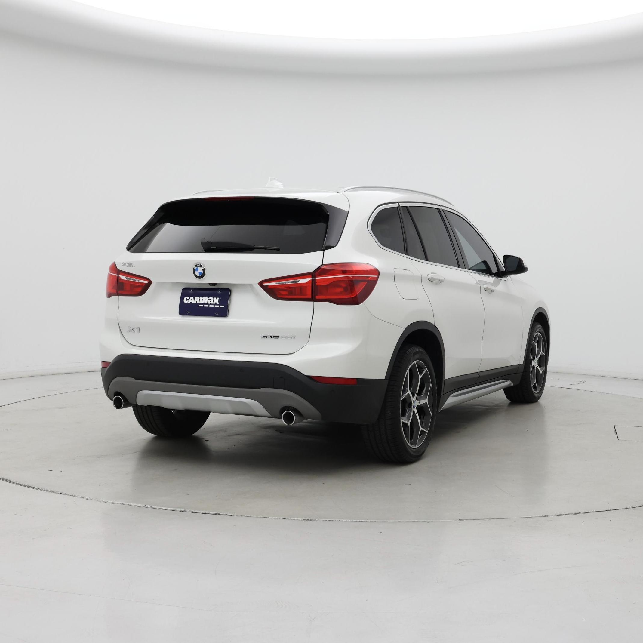 Thumbnail: 2019 BMW X1 - 8