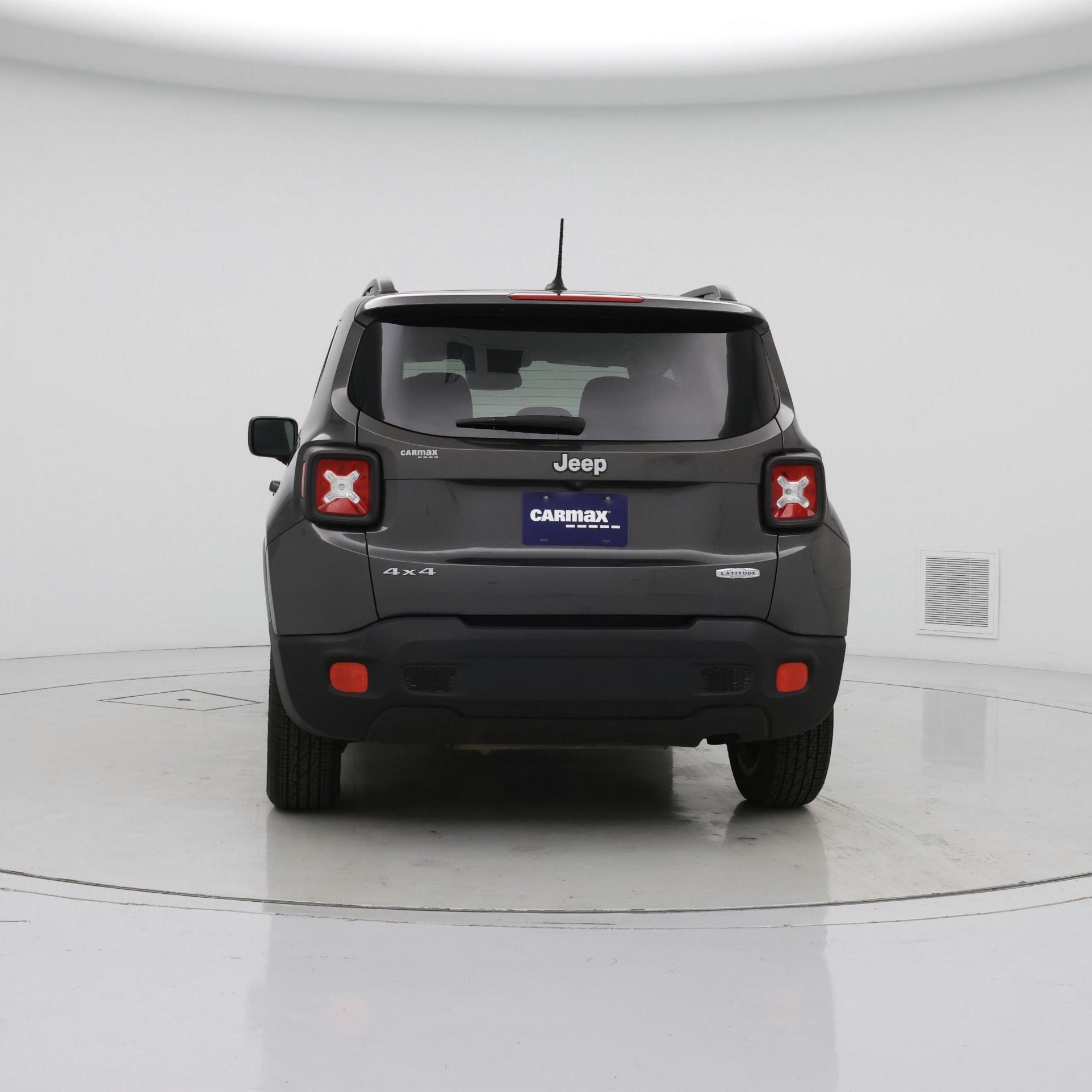 Thumbnail: 2016 Jeep Renegade - 6